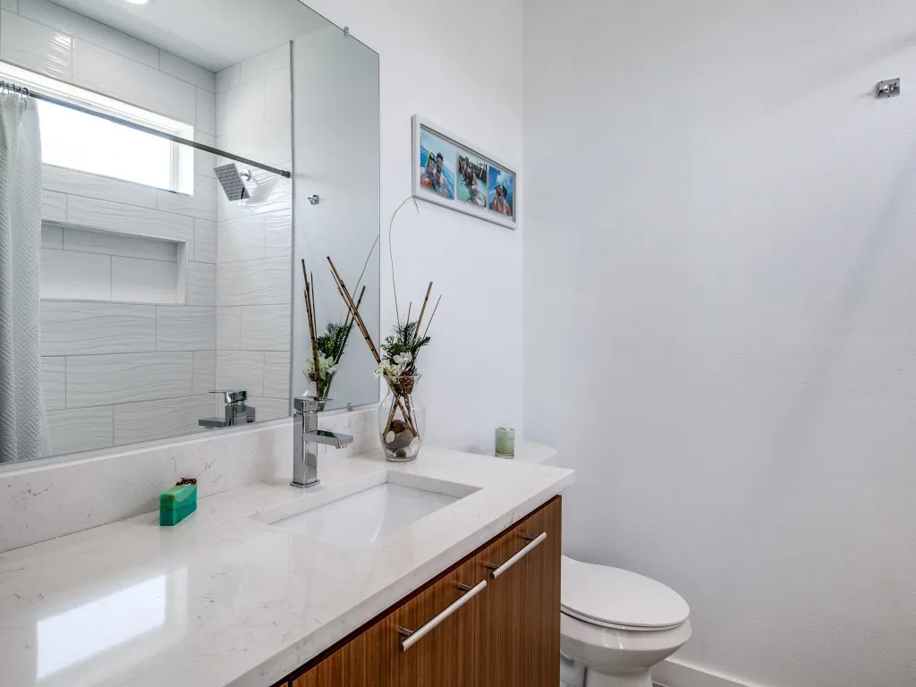 Townhouse For Sale in Dallas County , 4223 Munger Avenue, Dallas, Texas 75204, 3 Bedroom, 4 Bathroom, 2 Garage spaces, 1,978 Sqft, built in 2020, Price $640,000, mls#21332152, Real Estate Agent in Dallas, Homes For Sale in Dallas county, Homes For Sale in Dallas, Realtor in Dallas Texas, Real Estate Brokerage Independent Realty Texas, Luminita Cordes Realtor