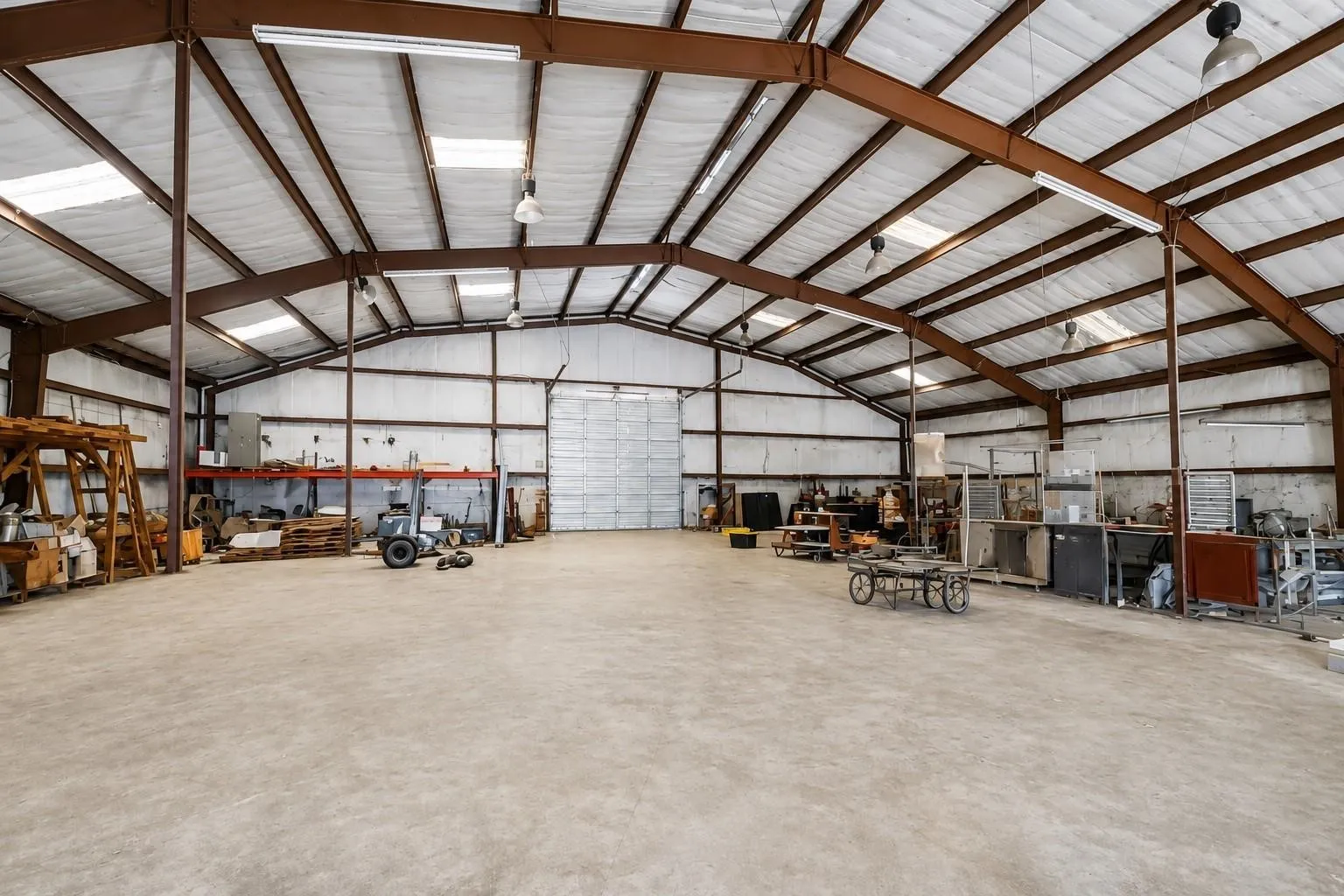 Warehouse For Sale in Hunt County , 111 Frontier Drive, Quinlan, Texas 75474, 0, 0, Garage spaces, 0 Sqft, built in 1990, mls#21332230, Real Estate Agent in Quinlan, Homes For Sale in Hunt county, Homes For Sale in Quinlan, Realtor in Quinlan Texas, Real Estate Brokerage Independent Realty Texas, Luminita Cordes Realtor