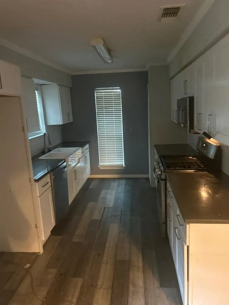 Single Family Residence For Sale in Dallas County , 208 Connie Drive, De Soto, Texas 75115, 3 Bedroom, 2 Bathroom, 2 Garage spaces, 1,927 Sqft, built in 1974, mls#21306969, Real Estate Agent in De Soto, Homes For Sale in Dallas county, Homes For Sale in De Soto, Realtor in De Soto Texas, Real Estate Brokerage Independent Realty Texas, Luminita Cordes Realtor