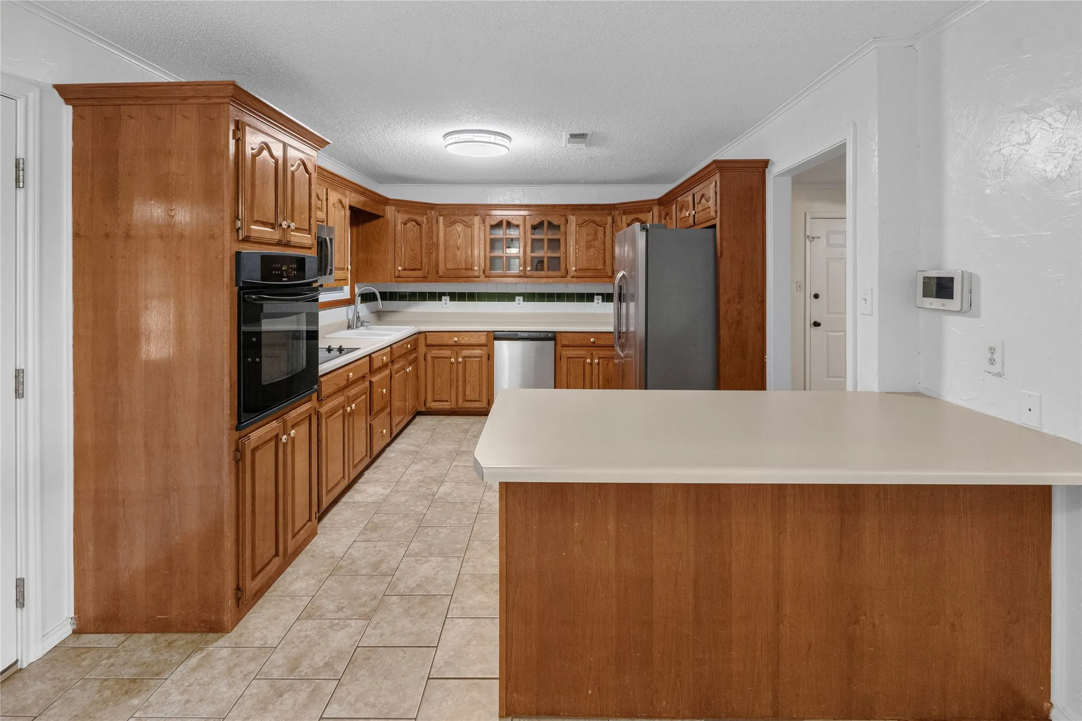 Single Family Residence For Sale in Hopkins County , 604 Lee Street, Sulphur Springs, Texas 75482, 3 Bedroom, 2 Bathroom, Garage spaces, 1,720 Sqft, built in 1961, mls#21332229, Real Estate Agent in Sulphur Springs, Homes For Sale in Hopkins county, Homes For Sale in Sulphur Springs, Realtor in Sulphur Springs Texas, Real Estate Brokerage Independent Realty Texas, Luminita Cordes Realtor