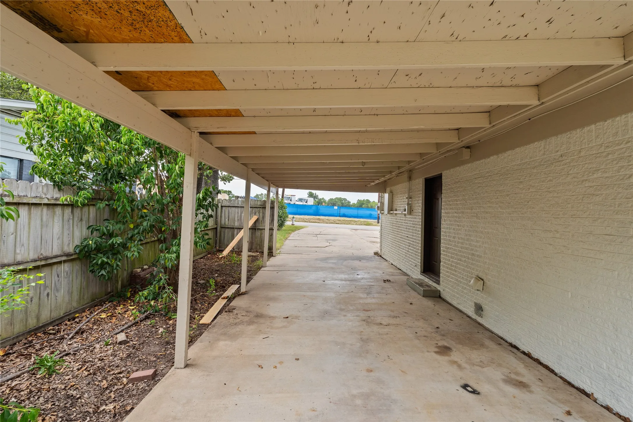 Single Family Residence For Sale in Hopkins County , 604 Lee Street, Sulphur Springs, Texas 75482, 3 Bedroom, 2 Bathroom, Garage spaces, 1,720 Sqft, built in 1961, mls#21332229, Real Estate Agent in Sulphur Springs, Homes For Sale in Hopkins county, Homes For Sale in Sulphur Springs, Realtor in Sulphur Springs Texas, Real Estate Brokerage Independent Realty Texas, Luminita Cordes Realtor