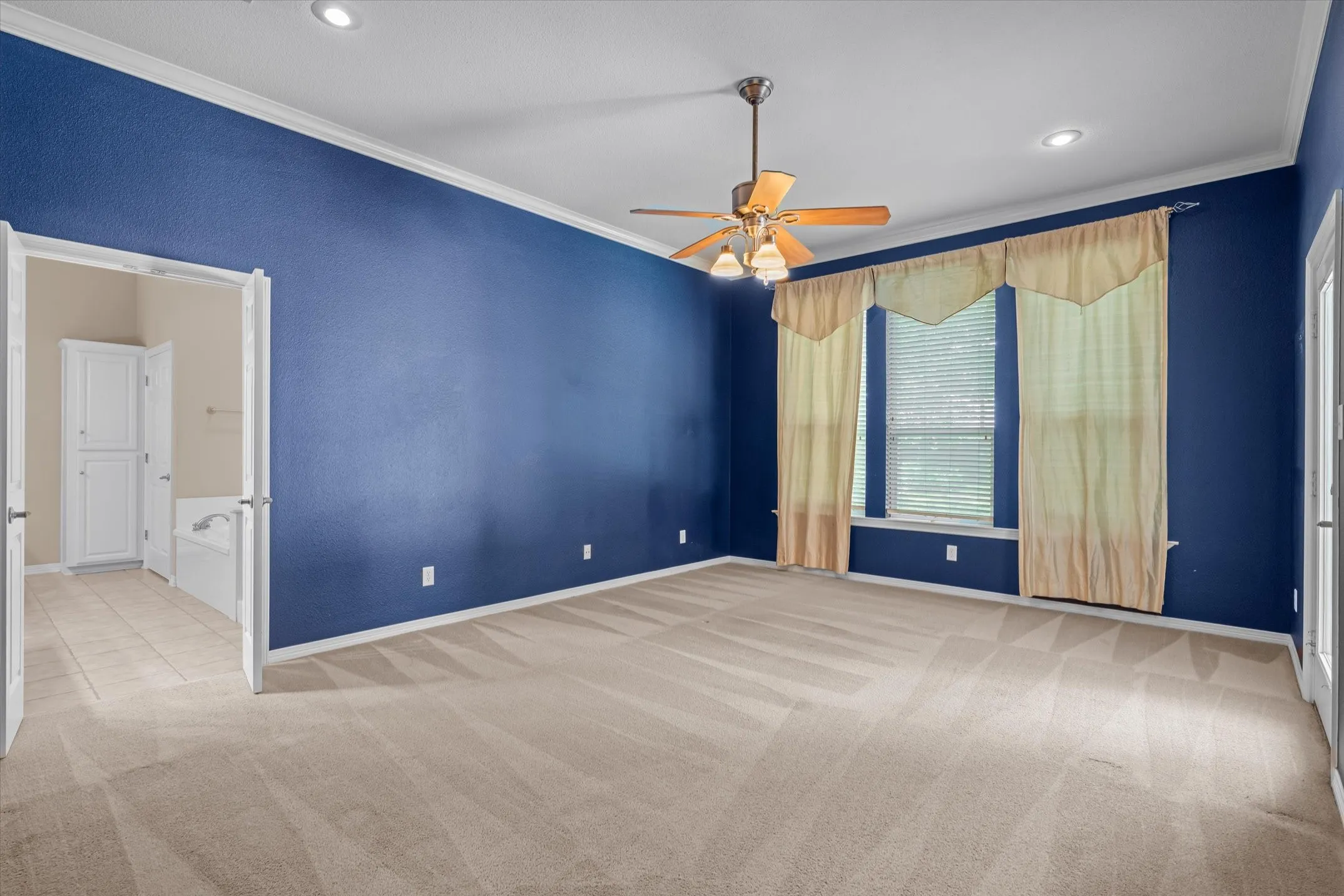 Single Family Residence For Sale in Wood County , 690 County Road 2310, Mineola, Texas 75773, 4 Bedroom, 3 Bathroom, 2 Garage spaces, 2,696 Sqft, built in 2007, mls#21332253, Real Estate Agent in Mineola, Homes For Sale in Wood county, Homes For Sale in Mineola, Realtor in Mineola Texas, Real Estate Brokerage Independent Realty Texas, Luminita Cordes Realtor