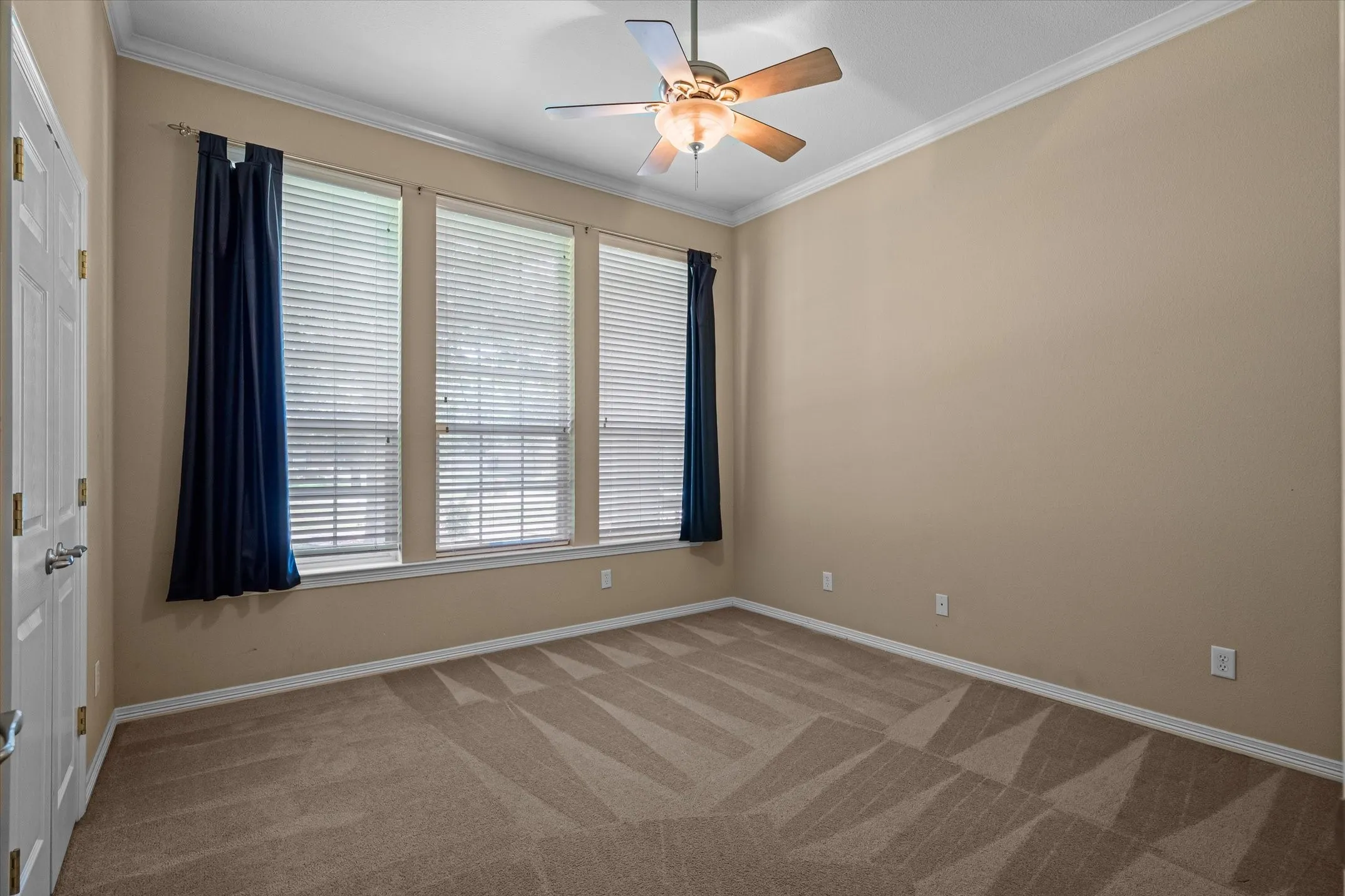 Single Family Residence For Sale in Wood County , 690 County Road 2310, Mineola, Texas 75773, 4 Bedroom, 3 Bathroom, 2 Garage spaces, 2,696 Sqft, built in 2007, mls#21332253, Real Estate Agent in Mineola, Homes For Sale in Wood county, Homes For Sale in Mineola, Realtor in Mineola Texas, Real Estate Brokerage Independent Realty Texas, Luminita Cordes Realtor