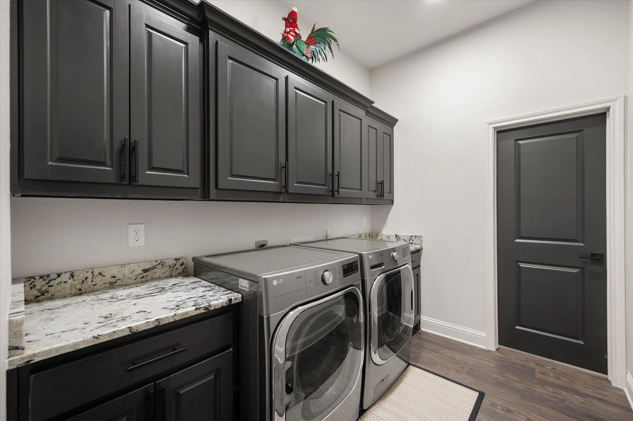 Single Family Residence For Sale in Ellis County , 170 Grays Creek Circle, Ennis, Texas 75119, 3 Bedroom, 2 Bathroom, 2 Garage spaces, 2,093 Sqft, built in 2021, mls#21331008, Real Estate Agent in Ennis, Homes For Sale in Ellis county, Homes For Sale in Ennis, Realtor in Ennis Texas, Real Estate Brokerage Independent Realty Texas, Luminita Cordes Realtor