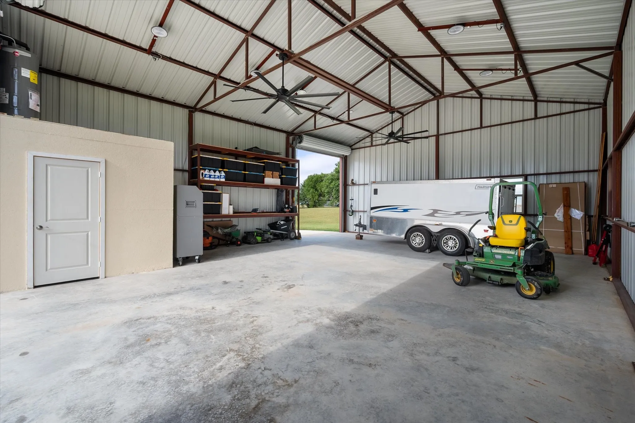 Single Family Residence For Sale in Ellis County , 170 Grays Creek Circle, Ennis, Texas 75119, 3 Bedroom, 2 Bathroom, 2 Garage spaces, 2,093 Sqft, built in 2021, mls#21331008, Real Estate Agent in Ennis, Homes For Sale in Ellis county, Homes For Sale in Ennis, Realtor in Ennis Texas, Real Estate Brokerage Independent Realty Texas, Luminita Cordes Realtor