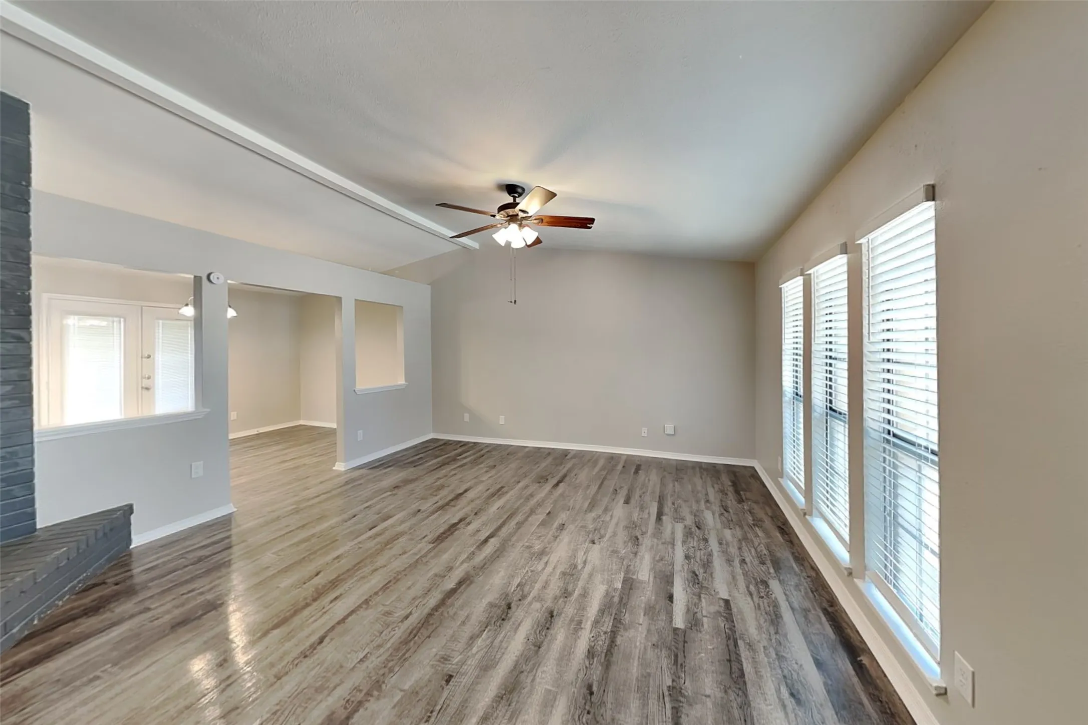 Single Family Residence For Rent in Denton County , 4212 Driscoll Drive, The Colony, Texas 75056, 3 Bedroom, 2 Bathroom, 2 Garage spaces, 1,548 Sqft, built in 1984, mls#21332290, Real Estate Agent in The Colony, Homes For Rent in Denton county, Homes For Rent in The Colony, Realtor in The Colony Texas, Real Estate Brokerage Independent Realty Texas, Luminita Cordes Realtor
