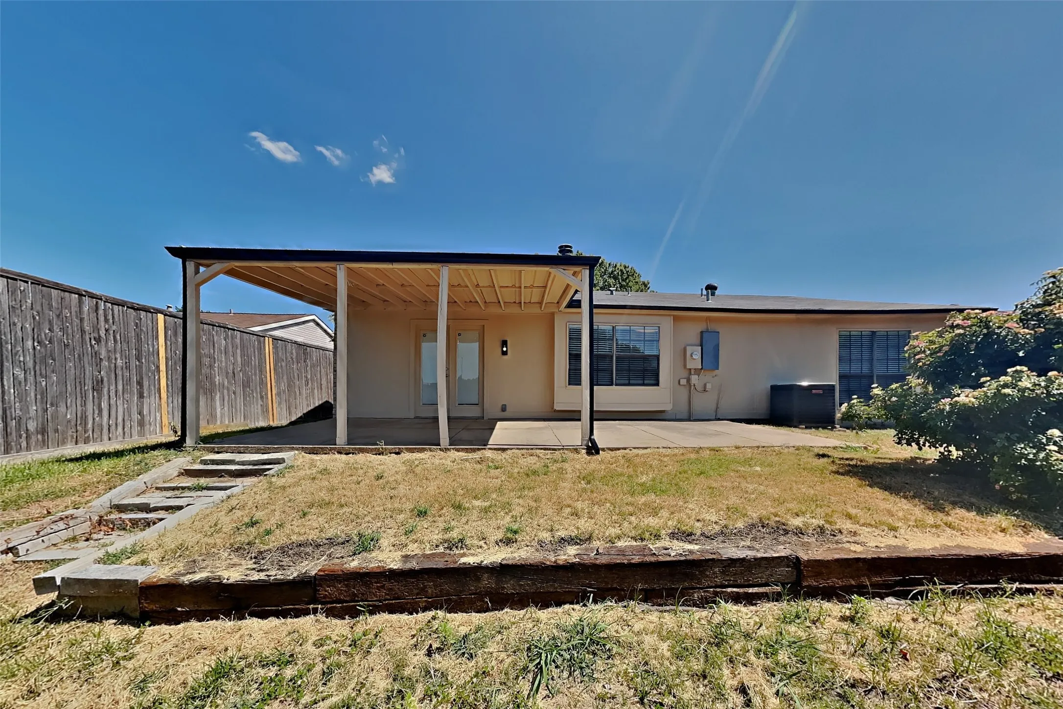 Single Family Residence For Rent in Denton County , 4212 Driscoll Drive, The Colony, Texas 75056, 3 Bedroom, 2 Bathroom, 2 Garage spaces, 1,548 Sqft, built in 1984, mls#21332290, Real Estate Agent in The Colony, Homes For Rent in Denton county, Homes For Rent in The Colony, Realtor in The Colony Texas, Real Estate Brokerage Independent Realty Texas, Luminita Cordes Realtor