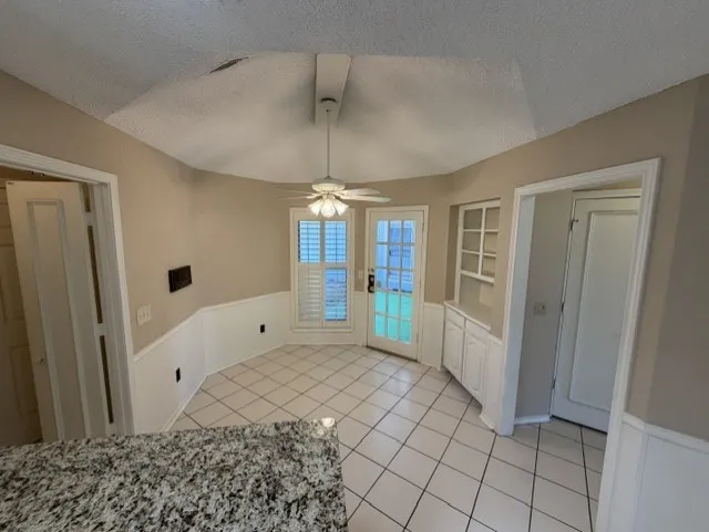 Single Family Residence For Rent in Collin County , 3504 Hilltop Lane, Plano, Texas 75023, 4 Bedroom, 2 Bathroom, 2 Garage spaces, 2,061 Sqft, built in 1983, mls#21332299, Real Estate Agent in Plano, Homes For Rent in Collin county, Homes For Rent in Plano, Realtor in Plano Texas, Real Estate Brokerage Independent Realty Texas, Luminita Cordes Realtor