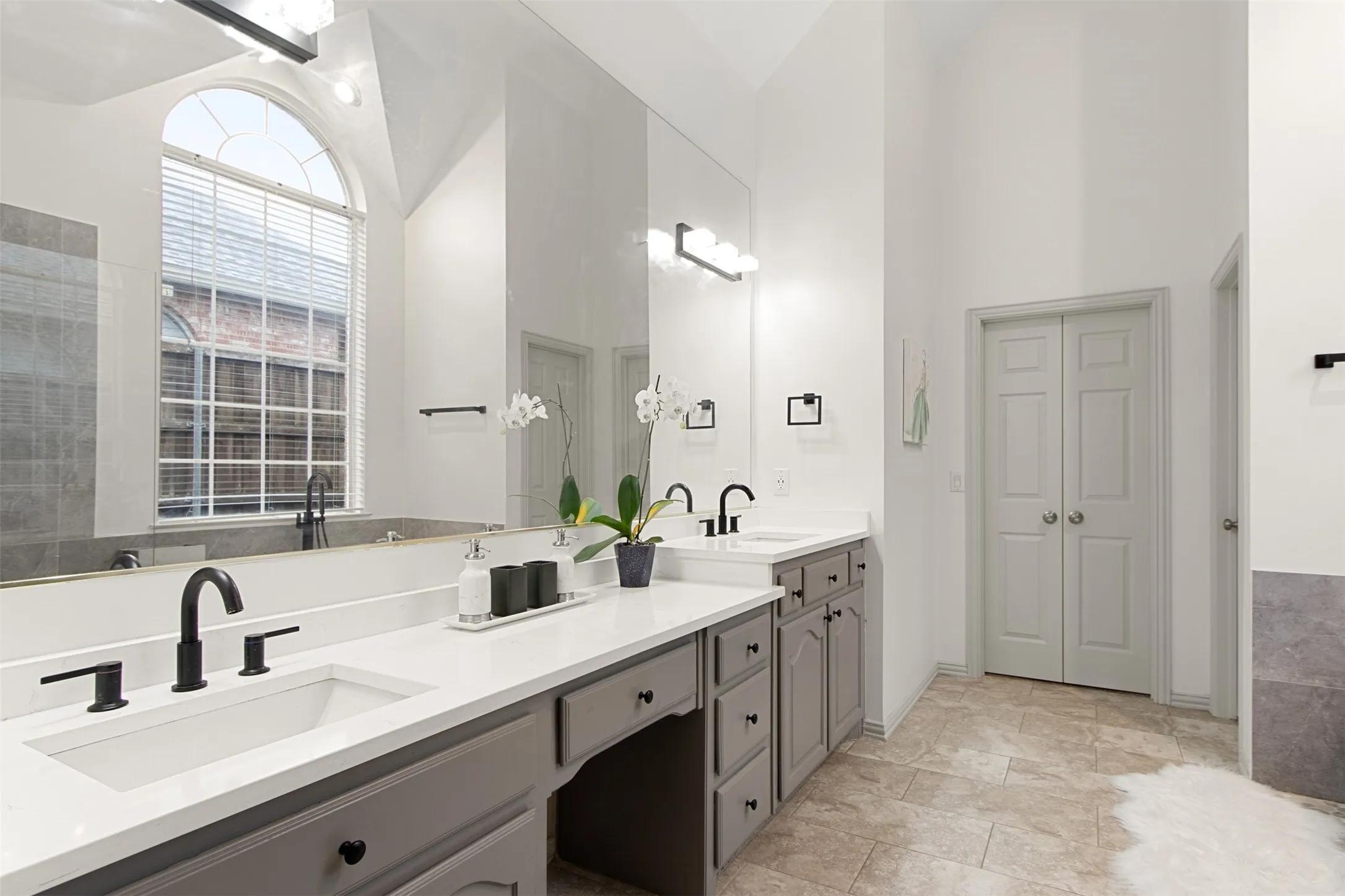 Single Family Residence For Sale in Dallas County , 966 Burns Crossing, Coppell, Texas 75019, 5 Bedroom, 5 Bathroom, 2 Garage spaces, 3,779 Sqft, built in 1994, mls#21332246, Real Estate Agent in Coppell, Homes For Sale in Dallas county, Homes For Sale in Coppell, Realtor in Coppell Texas, Real Estate Brokerage Independent Realty Texas, Luminita Cordes Realtor
