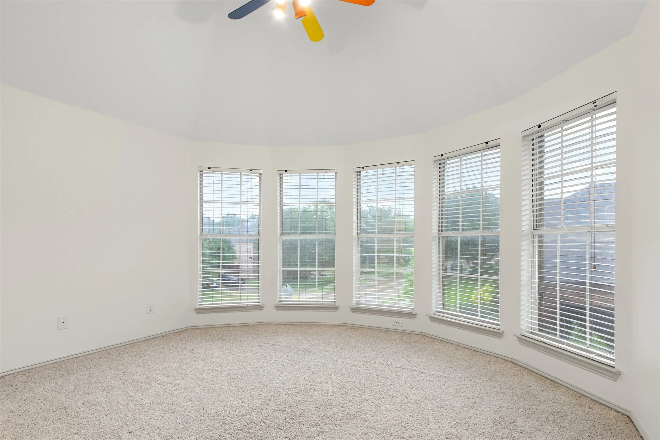 Single Family Residence For Sale in Dallas County , 966 Burns Crossing, Coppell, Texas 75019, 5 Bedroom, 5 Bathroom, 2 Garage spaces, 3,779 Sqft, built in 1994, mls#21332246, Real Estate Agent in Coppell, Homes For Sale in Dallas county, Homes For Sale in Coppell, Realtor in Coppell Texas, Real Estate Brokerage Independent Realty Texas, Luminita Cordes Realtor