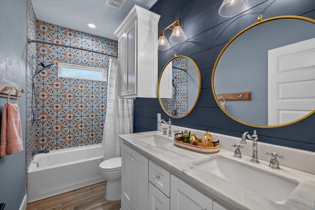 Single Family Residence For Sale in Kaufman County , 18220 County Road 4001, Mabank, Texas 75147, 3 Bedroom, 3 Bathroom, 2 Garage spaces, 1,989 Sqft, built in 2020, mls#21326772, Real Estate Agent in Mabank, Homes For Sale in Kaufman county, Homes For Sale in Mabank, Realtor in Mabank Texas, Real Estate Brokerage Independent Realty Texas, Luminita Cordes Realtor