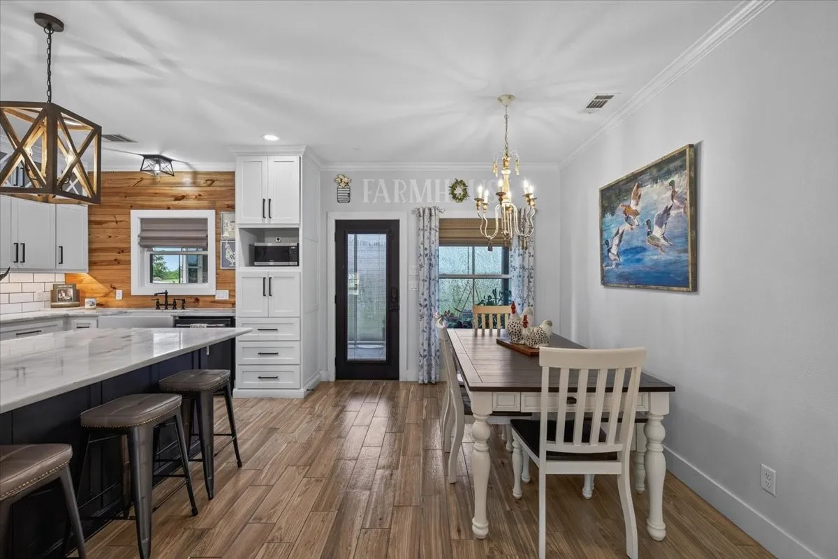 Single Family Residence For Sale in Kaufman County , 18220 County Road 4001, Mabank, Texas 75147, 3 Bedroom, 3 Bathroom, 2 Garage spaces, 1,989 Sqft, built in 2020, mls#21326772, Real Estate Agent in Mabank, Homes For Sale in Kaufman county, Homes For Sale in Mabank, Realtor in Mabank Texas, Real Estate Brokerage Independent Realty Texas, Luminita Cordes Realtor