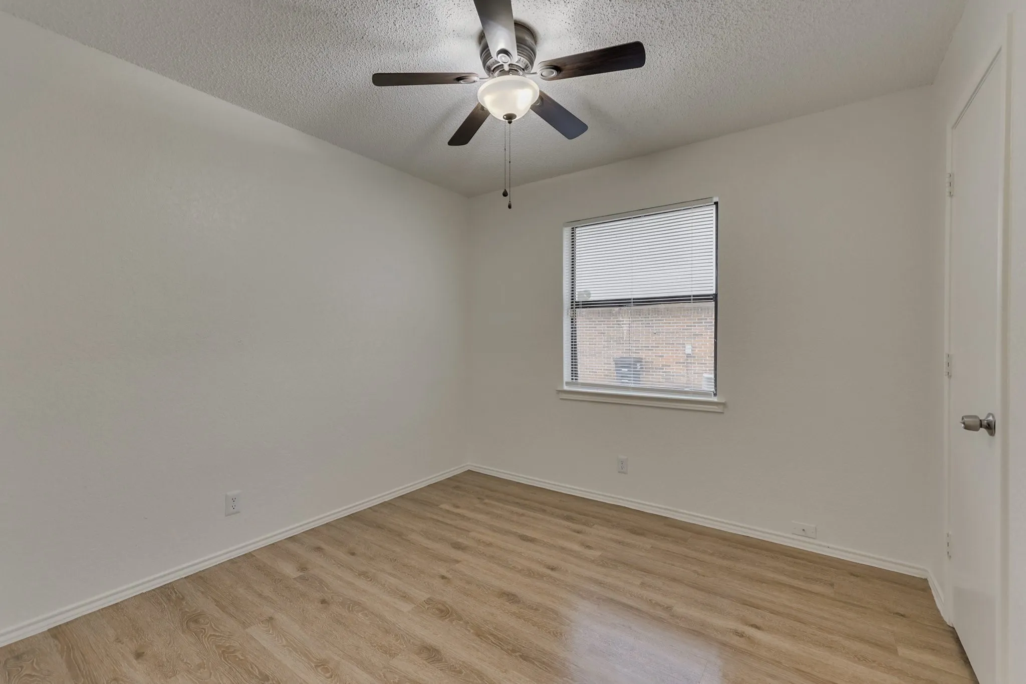Duplex For Sale in Tarrant County , 1817 San Rafael Street, Fort Worth, Texas 76134, 4 Bedrooms, 2 Bathrooms, 2 Garage spaces, 0 Sqft, built in 1985, Price $349,000, mls#21332054, Real Estate Agent in Fort Worth, Homes For Sale in Tarrant county, Homes For Sale in Fort Worth, Realtor in Fort Worth Texas, Real Estate Brokerage Independent Realty Texas, Luminita Cordes Realtor
