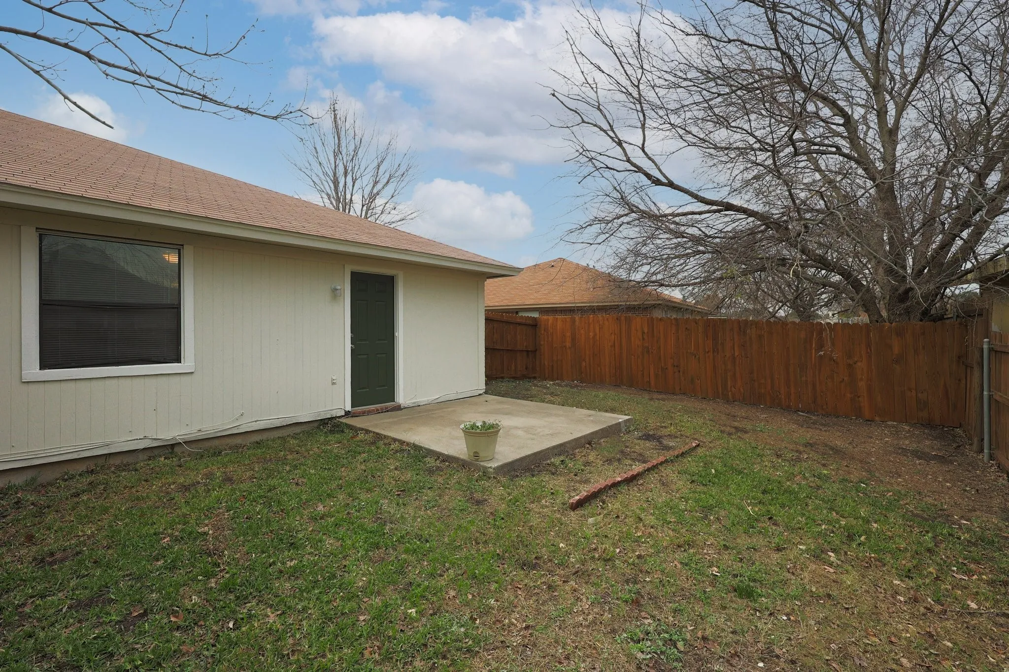 Duplex For Sale in Tarrant County , 1817 San Rafael Street, Fort Worth, Texas 76134, 4 Bedrooms, 2 Bathrooms, 2 Garage spaces, 0 Sqft, built in 1985, Price $349,000, mls#21332054, Real Estate Agent in Fort Worth, Homes For Sale in Tarrant county, Homes For Sale in Fort Worth, Realtor in Fort Worth Texas, Real Estate Brokerage Independent Realty Texas, Luminita Cordes Realtor