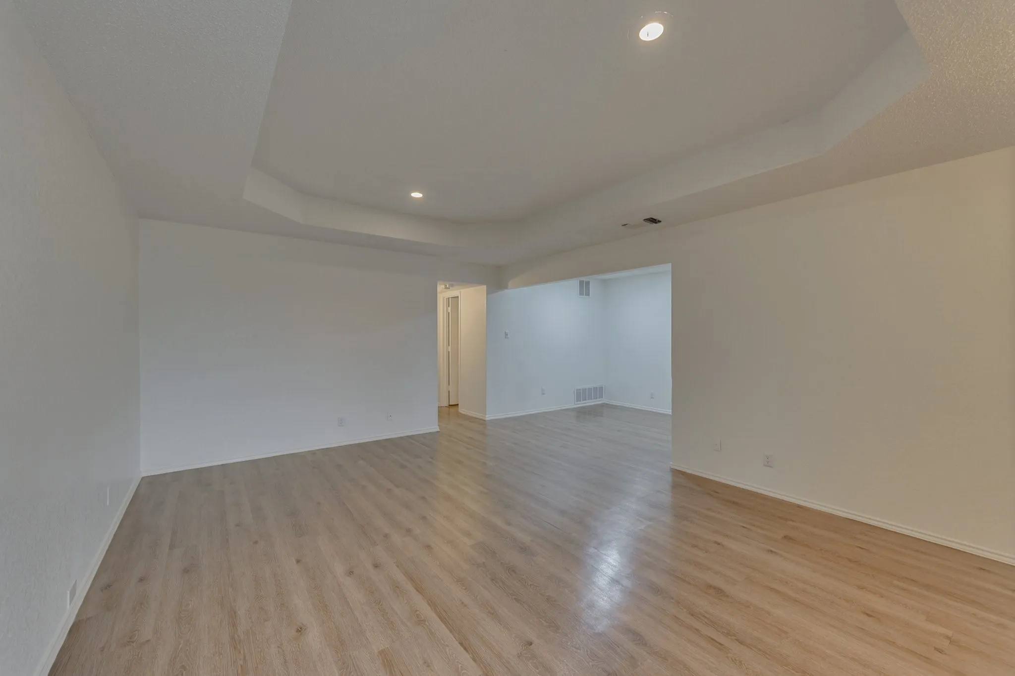 Duplex For Sale in Tarrant County , 1817 San Rafael Street, Fort Worth, Texas 76134, 4 Bedrooms, 2 Bathrooms, 2 Garage spaces, 0 Sqft, built in 1985, Price $349,000, mls#21332054, Real Estate Agent in Fort Worth, Homes For Sale in Tarrant county, Homes For Sale in Fort Worth, Realtor in Fort Worth Texas, Real Estate Brokerage Independent Realty Texas, Luminita Cordes Realtor