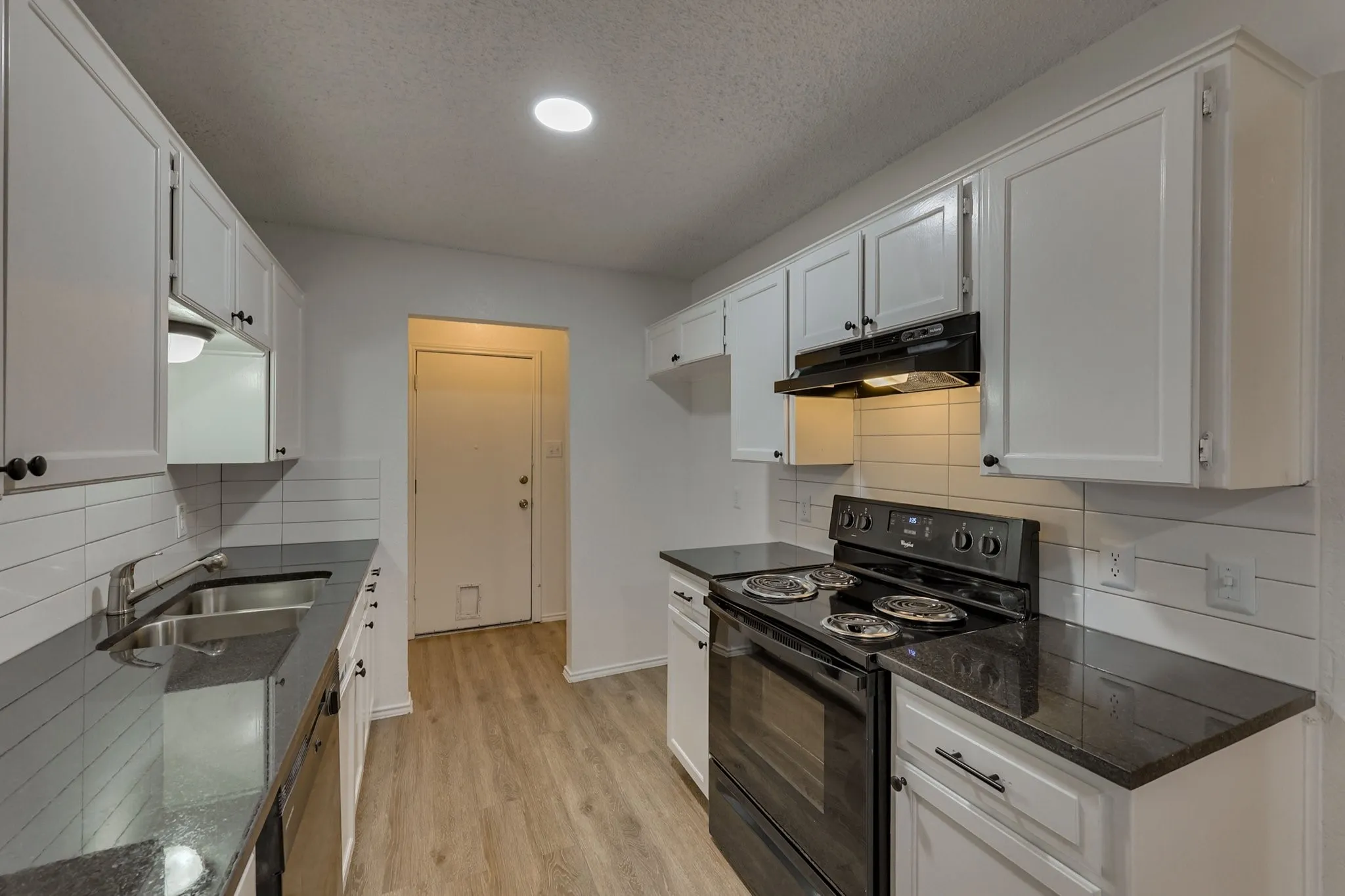 Duplex For Sale in Tarrant County , 1817 San Rafael Street, Fort Worth, Texas 76134, 4 Bedrooms, 2 Bathrooms, 2 Garage spaces, 0 Sqft, built in 1985, Price $349,000, mls#21332054, Real Estate Agent in Fort Worth, Homes For Sale in Tarrant county, Homes For Sale in Fort Worth, Realtor in Fort Worth Texas, Real Estate Brokerage Independent Realty Texas, Luminita Cordes Realtor