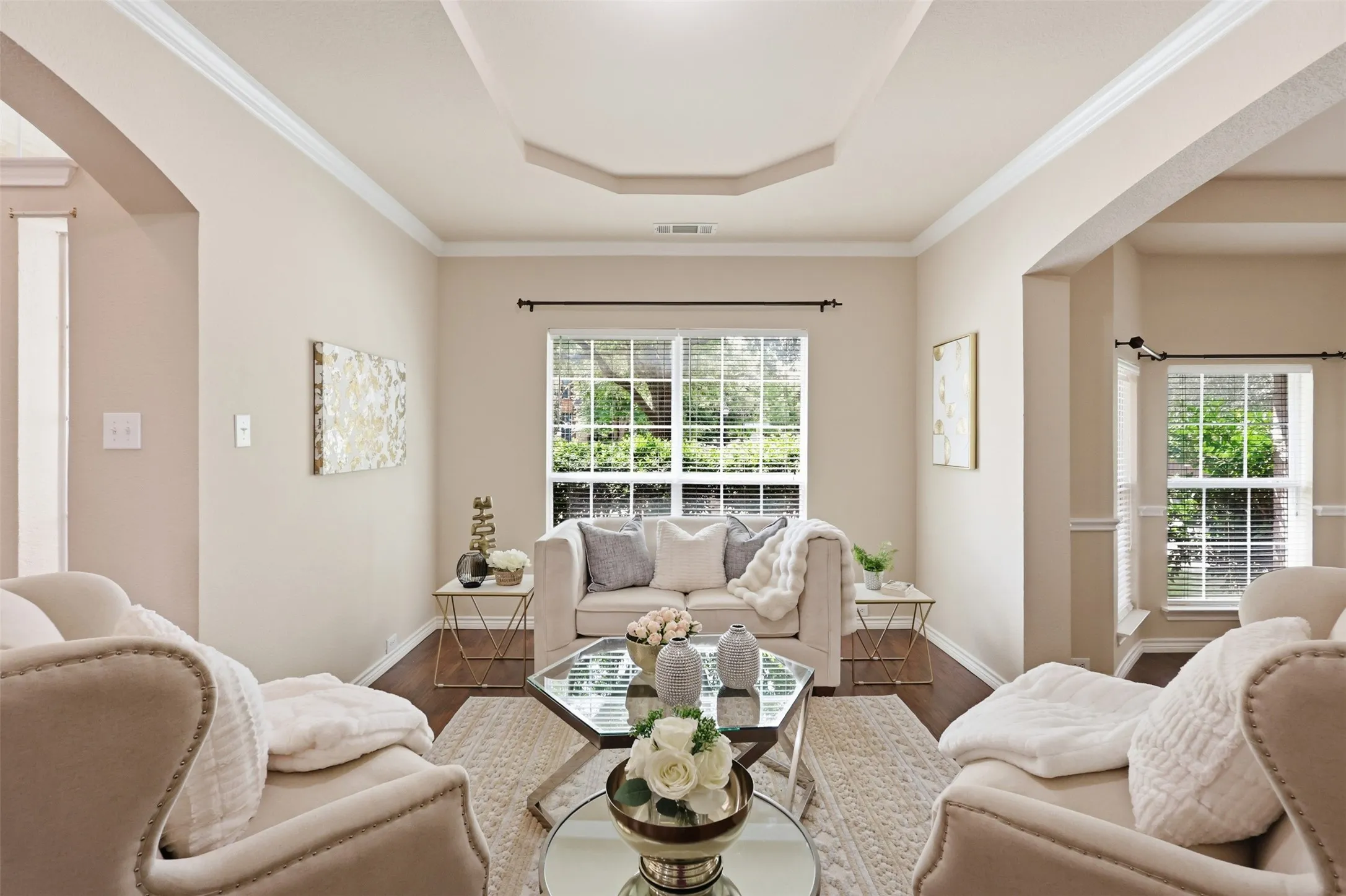 Alternate View of Living room.