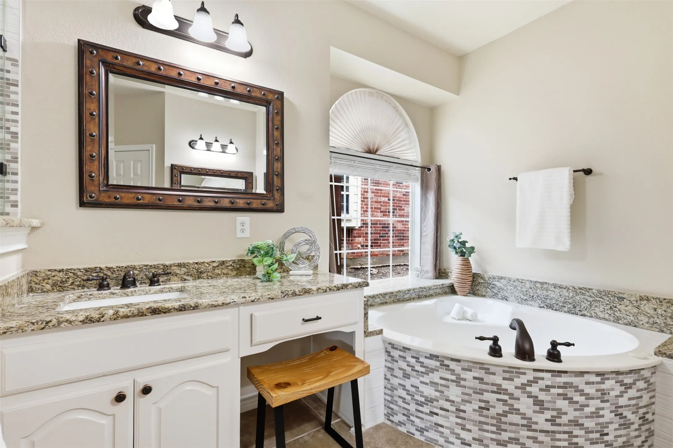 Large Garden tub is Perfect for unwinding after a long day!