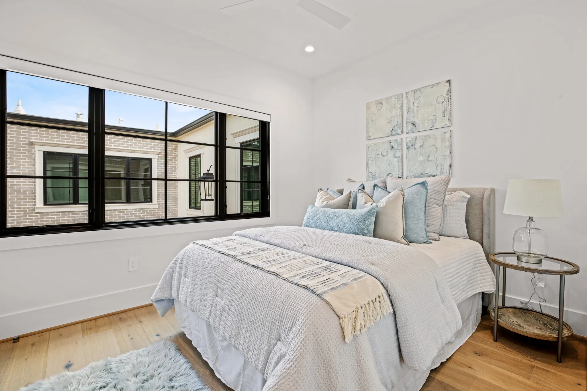 Townhouse For Rent in Dallas County , 3428 Daniel Avenue 3, University Park, Texas 75205, 3 Bedroom, 3 Bathroom, 2 Garage spaces, 1,917 Sqft, built in 2023, mls#21325372, Real Estate Agent in University Park, Homes For Rent in Dallas county, Homes For Rent in University Park, Realtor in University Park Texas, Real Estate Brokerage Independent Realty Texas, Luminita Cordes Realtor