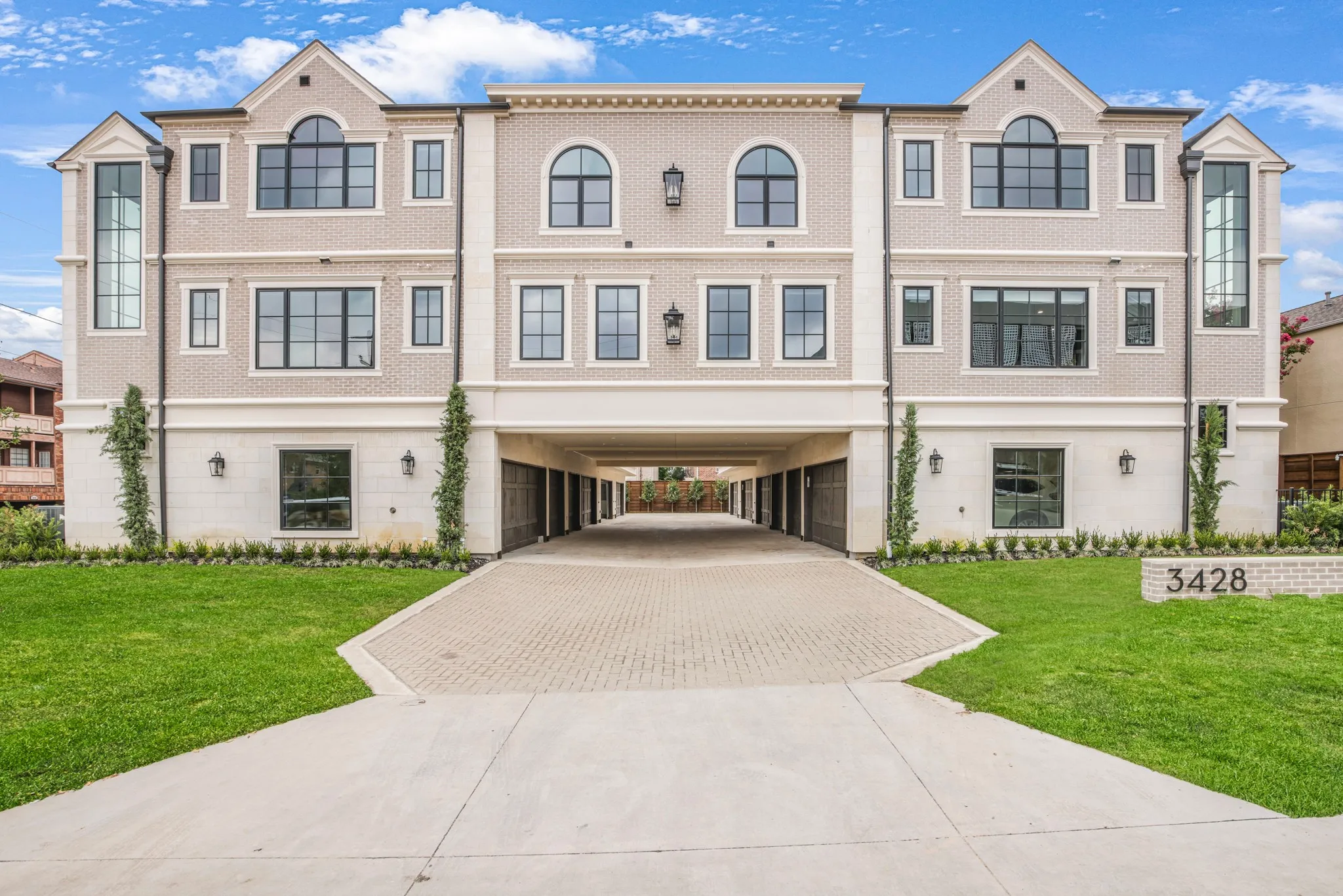 Townhouse For Rent in Dallas County , 3428 Daniel Avenue 3, University Park, Texas 75205, 3 Bedroom, 3 Bathroom, 2 Garage spaces, 1,917 Sqft, built in 2023, mls#21325372, Real Estate Agent in University Park, Homes For Rent in Dallas county, Homes For Rent in University Park, Realtor in University Park Texas, Real Estate Brokerage Independent Realty Texas, Luminita Cordes Realtor
