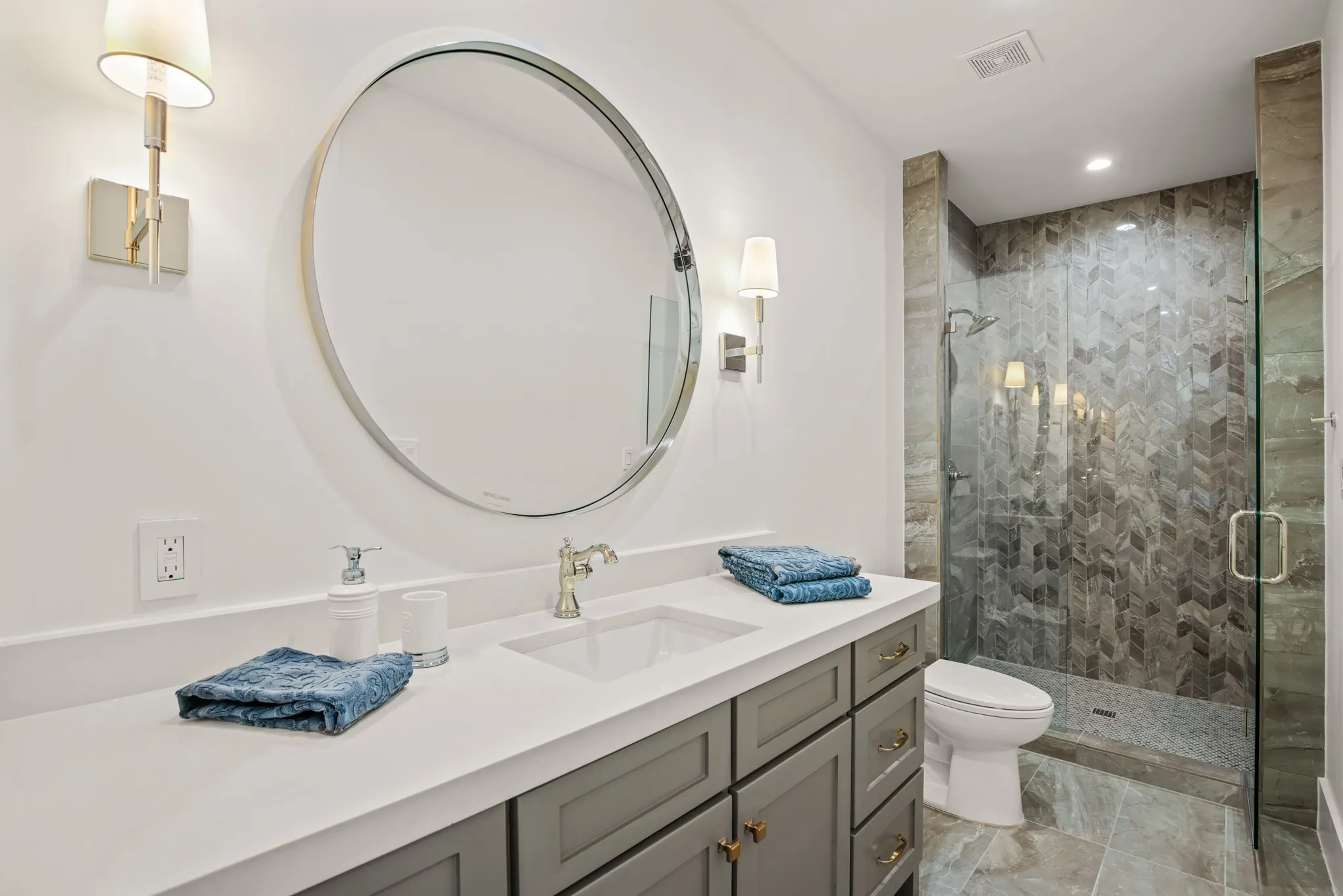 Townhouse For Rent in Dallas County , 3428 Daniel Avenue 3, University Park, Texas 75205, 3 Bedroom, 3 Bathroom, 2 Garage spaces, 1,917 Sqft, built in 2023, mls#21325372, Real Estate Agent in University Park, Homes For Rent in Dallas county, Homes For Rent in University Park, Realtor in University Park Texas, Real Estate Brokerage Independent Realty Texas, Luminita Cordes Realtor