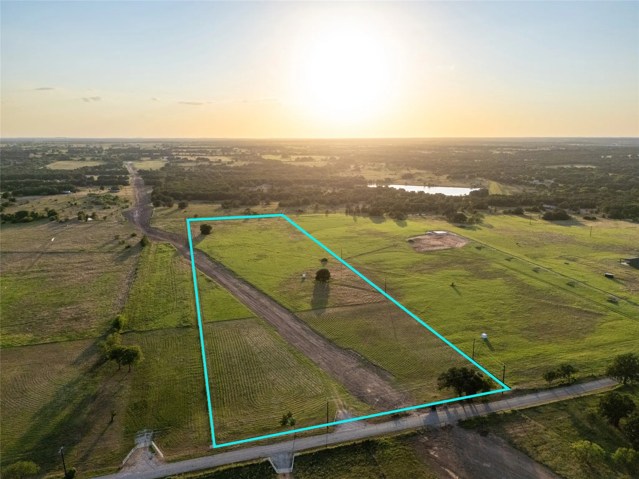 Unimproved Land For Sale in Wise County , 300 County Road 1475, Alvord, Texas 76225, 0, 0, Garage spaces, 0 Sqft, built in 0, Price $195,520, mls#21332154, Real Estate Agent in Alvord, Homes For Sale in Wise county, Homes For Sale in Alvord, Realtor in Alvord Texas, Real Estate Brokerage Independent Realty Texas, Luminita Cordes Realtor