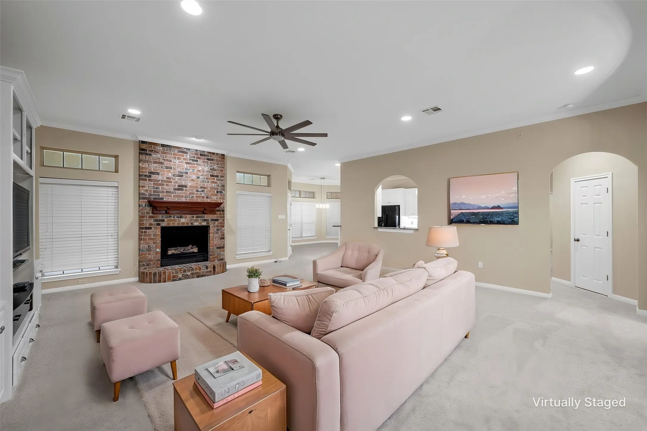 Single Family Residence For Sale in Mc Lennan County , 100 Laurel Oaks Lane, Crawford, Texas 76638, 4 Bedroom, 4 Bathroom, 3 Garage spaces, 3,492 Sqft, built in 2002, mls#21332130, Real Estate Agent in Crawford, Homes For Sale in Mc Lennan county, Homes For Sale in Crawford, Realtor in Crawford Texas, Real Estate Brokerage Independent Realty Texas, Luminita Cordes Realtor