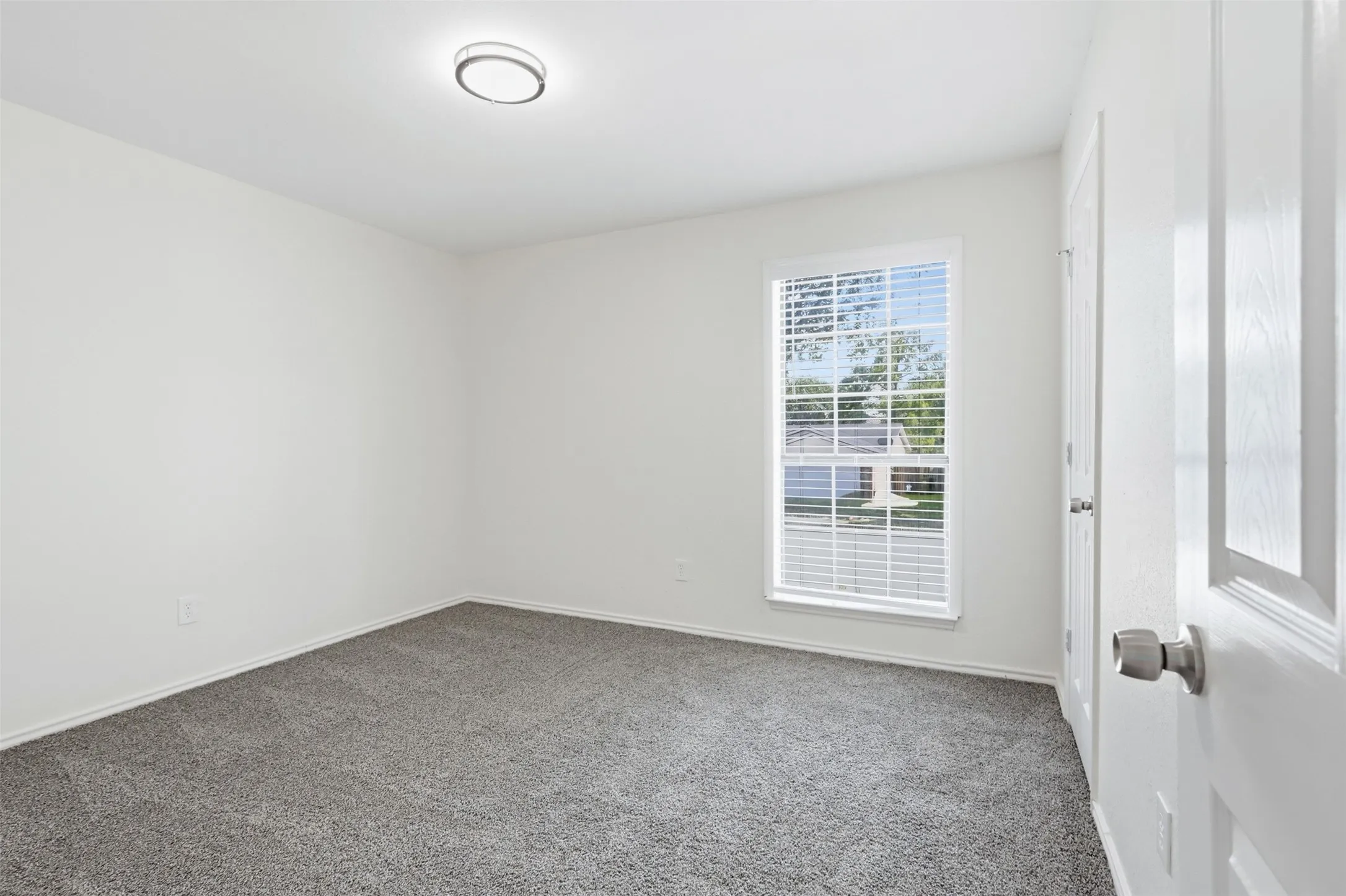 Single Family Residence For Sale in Tarrant County , 6461 Westridge Drive, Watauga, Texas 76148, 3 Bedroom, 2 Bathroom, 2 Garage spaces, 1,406 Sqft, built in 1982, mls#21332332, Real Estate Agent in Watauga, Homes For Sale in Tarrant county, Homes For Sale in Watauga, Realtor in Watauga Texas, Real Estate Brokerage Independent Realty Texas, Luminita Cordes Realtor