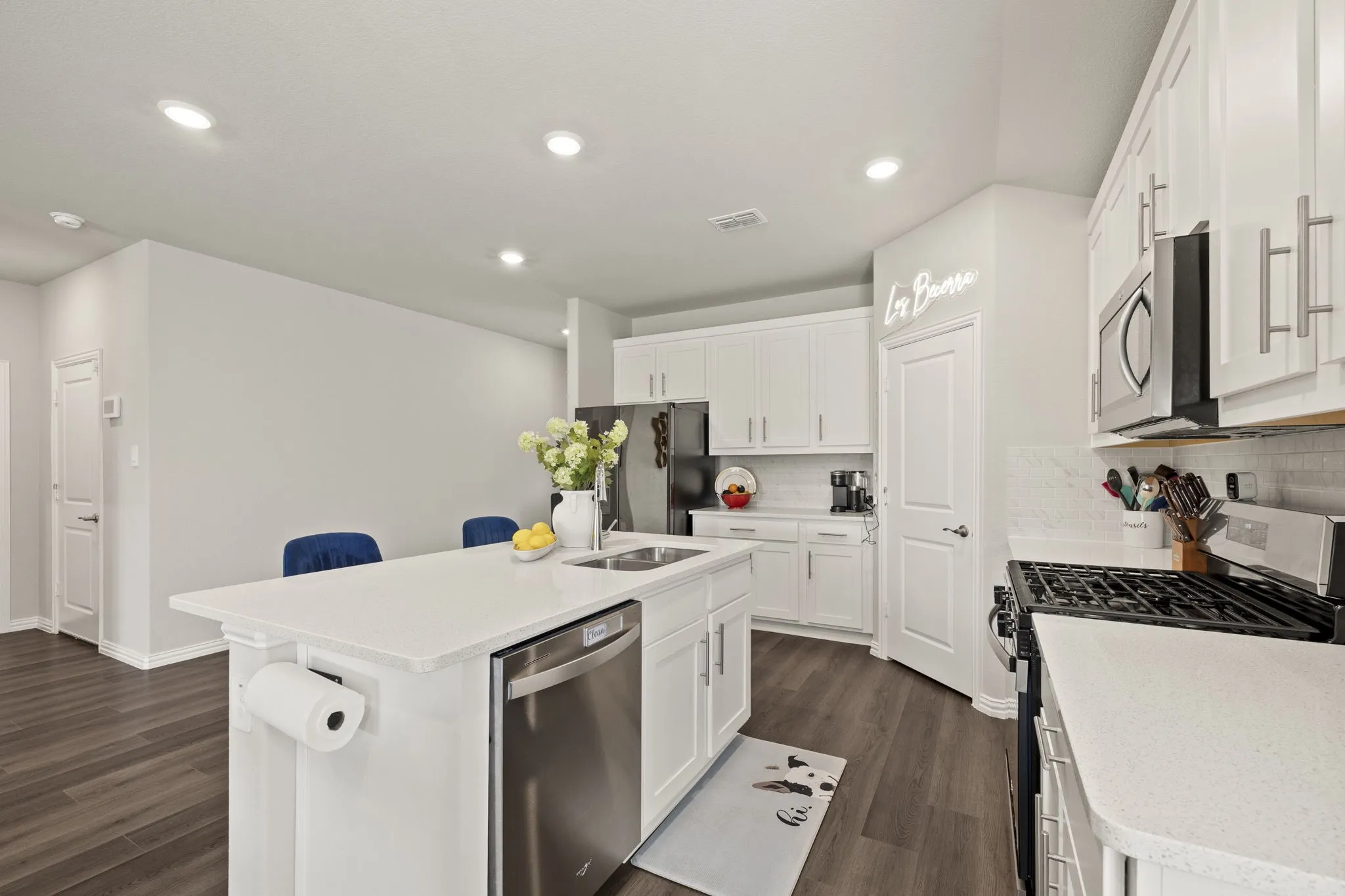 Single Family Residence For Rent in Dallas County , 2110 Colt Court, Seagoville, Texas 75159, 3 Bedrooms, 2 Bathrooms, 2 Garage spaces, 1,833 Sqft, built in 2024, Price $2,700, mls#21329435, Real Estate Agent in Seagoville, Homes For Rent in Dallas county, Homes For Rent in Seagoville, Realtor in Seagoville Texas, Real Estate Brokerage Independent Realty Texas, Luminita Cordes Realtor