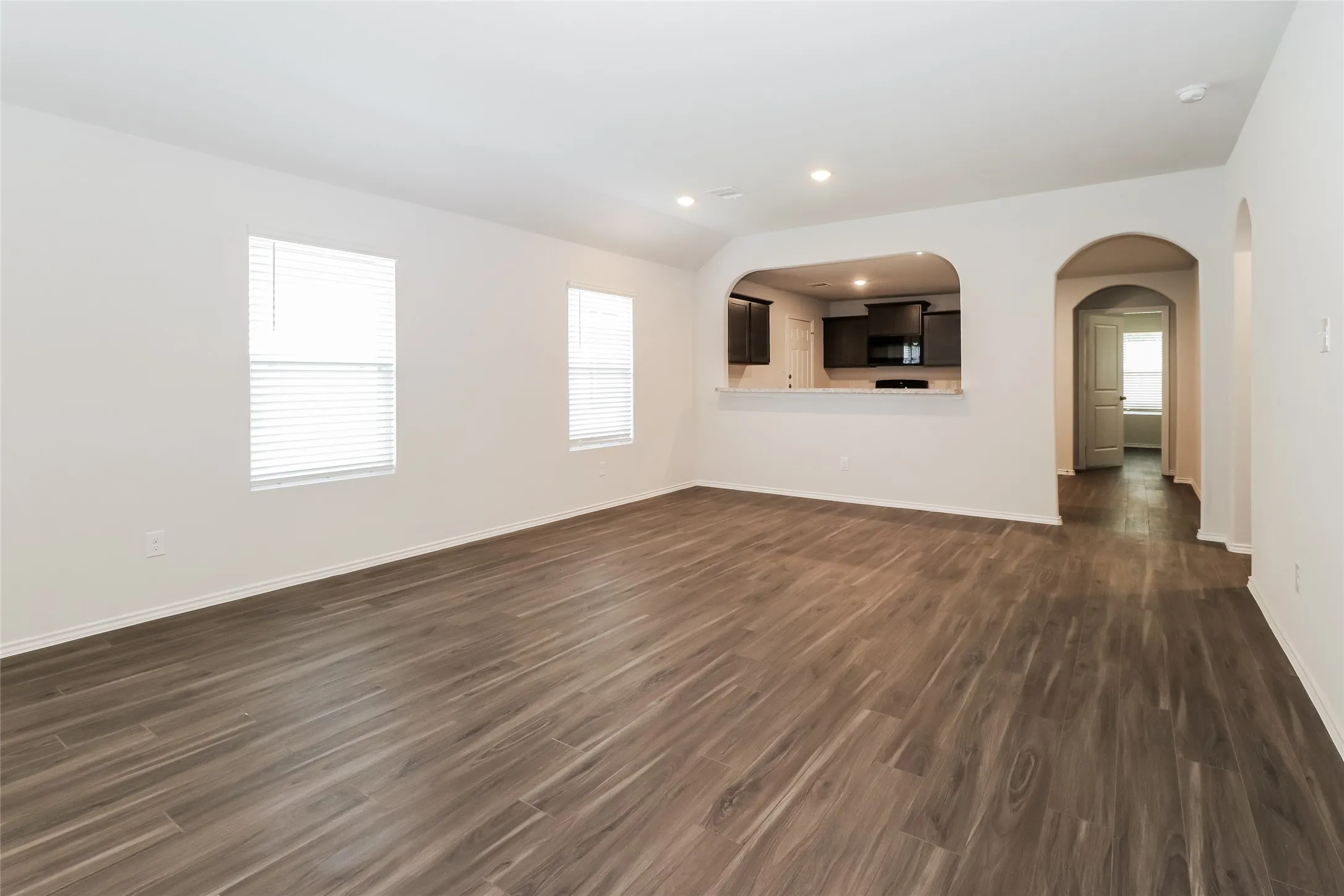 Single Family Residence For Rent in Tarrant County , 500 Woodhouse Way, Everman, Texas 76140, 3 Bedroom, 2 Bathroom, 2 Garage spaces, 1,407 Sqft, built in 2024, mls#21332391, Real Estate Agent in Everman, Homes For Rent in Tarrant county, Homes For Rent in Everman, Realtor in Everman Texas, Real Estate Brokerage Independent Realty Texas, Luminita Cordes Realtor