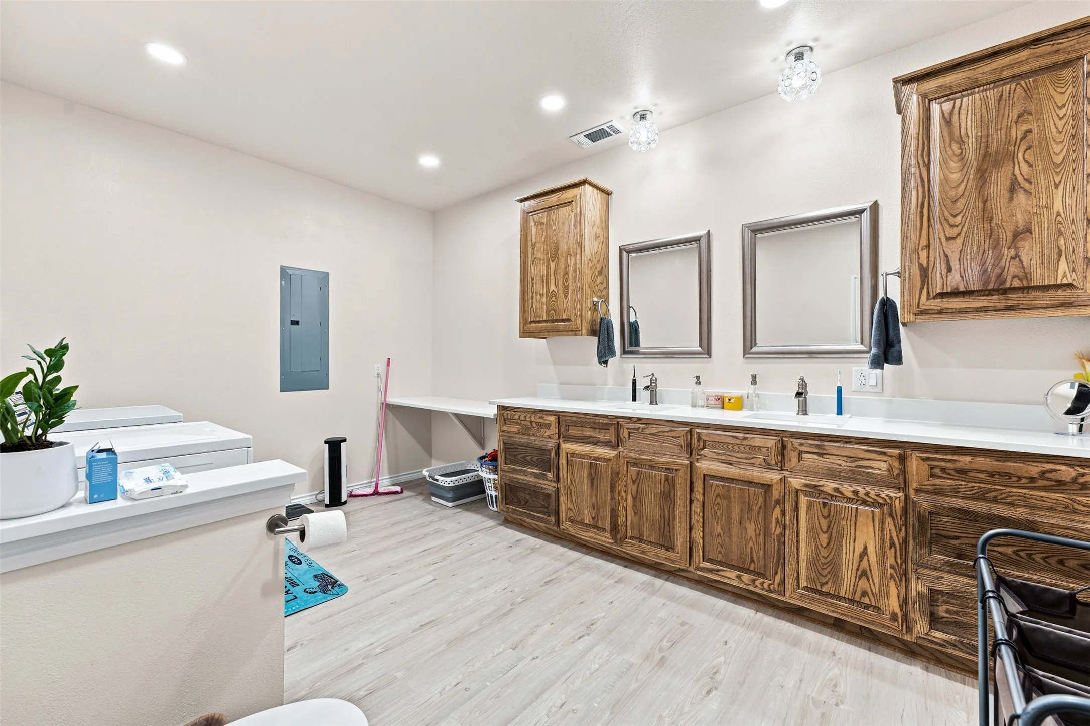 Single Family Residence For Sale in Bosque County , 211 County Road 1511, Morgan, Texas 76671, 3 Bedroom, 2 Bathroom, 2 Garage spaces, 1,600 Sqft, built in 2025, mls#21332346, Real Estate Agent in Morgan, Homes For Sale in Bosque county, Homes For Sale in Morgan, Realtor in Morgan Texas, Real Estate Brokerage Independent Realty Texas, Luminita Cordes Realtor