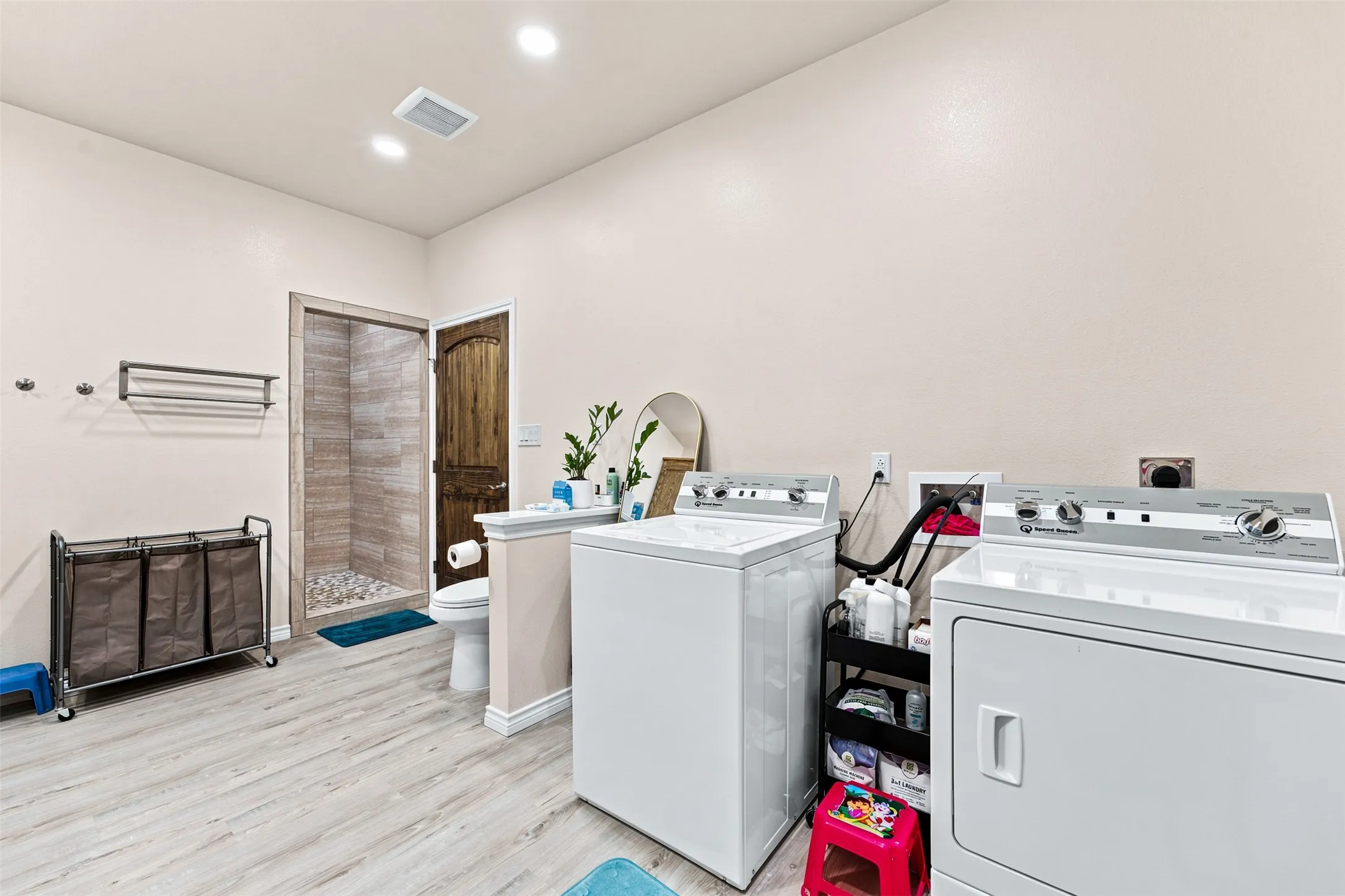 Single Family Residence For Sale in Bosque County , 211 County Road 1511, Morgan, Texas 76671, 3 Bedroom, 2 Bathroom, 2 Garage spaces, 1,600 Sqft, built in 2025, mls#21332346, Real Estate Agent in Morgan, Homes For Sale in Bosque county, Homes For Sale in Morgan, Realtor in Morgan Texas, Real Estate Brokerage Independent Realty Texas, Luminita Cordes Realtor