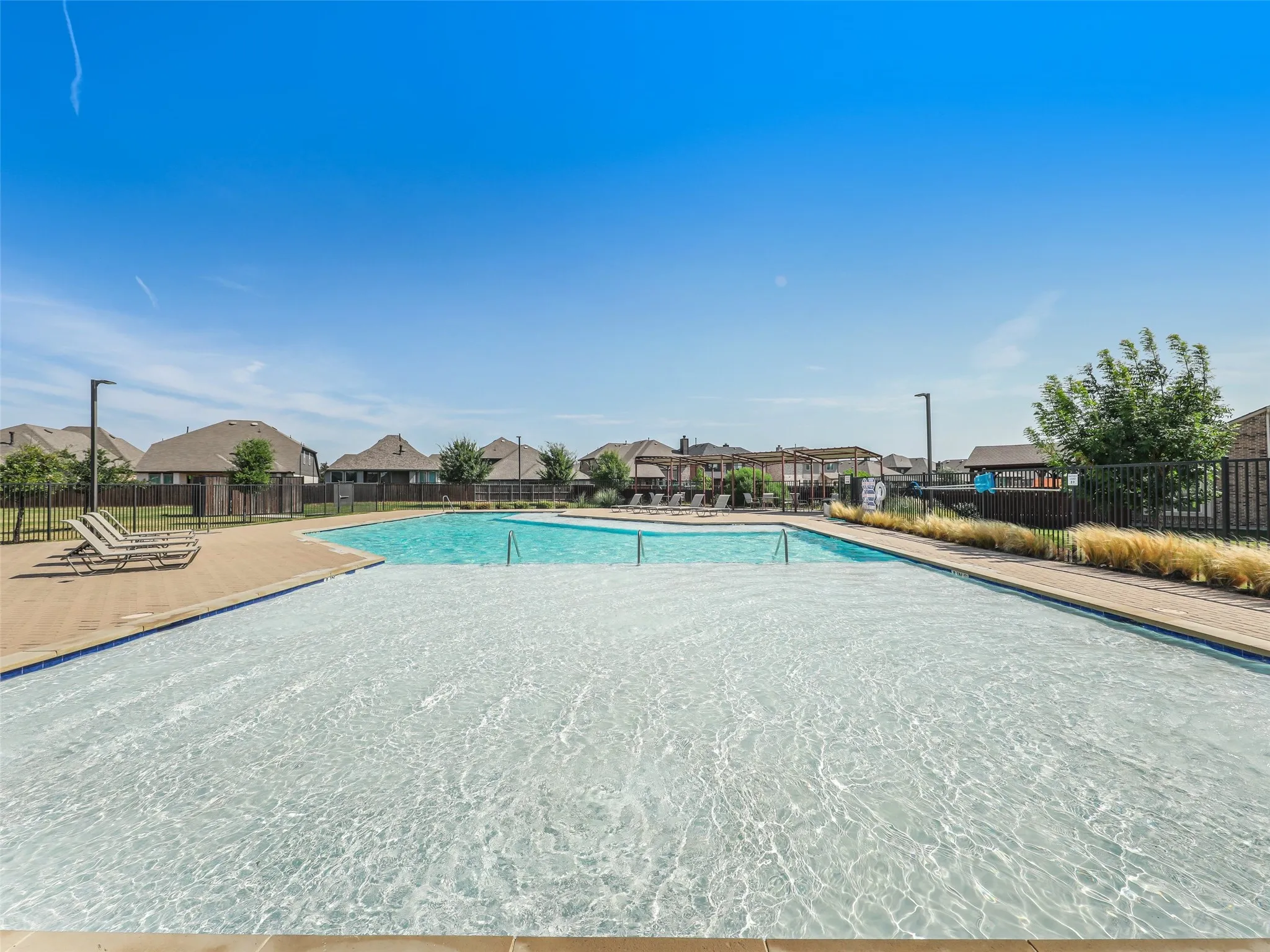 Single Family Residence For Sale in Denton County , 1613 Roadrunner Drive, Little Elm, Texas 75068, 4 Bedroom, 2 Bathroom, 2 Garage spaces, 2,010 Sqft, built in 2022, mls#21328740, Real Estate Agent in Little Elm, Homes For Sale in Denton county, Homes For Sale in Little Elm, Realtor in Little Elm Texas, Real Estate Brokerage Independent Realty Texas, Luminita Cordes Realtor