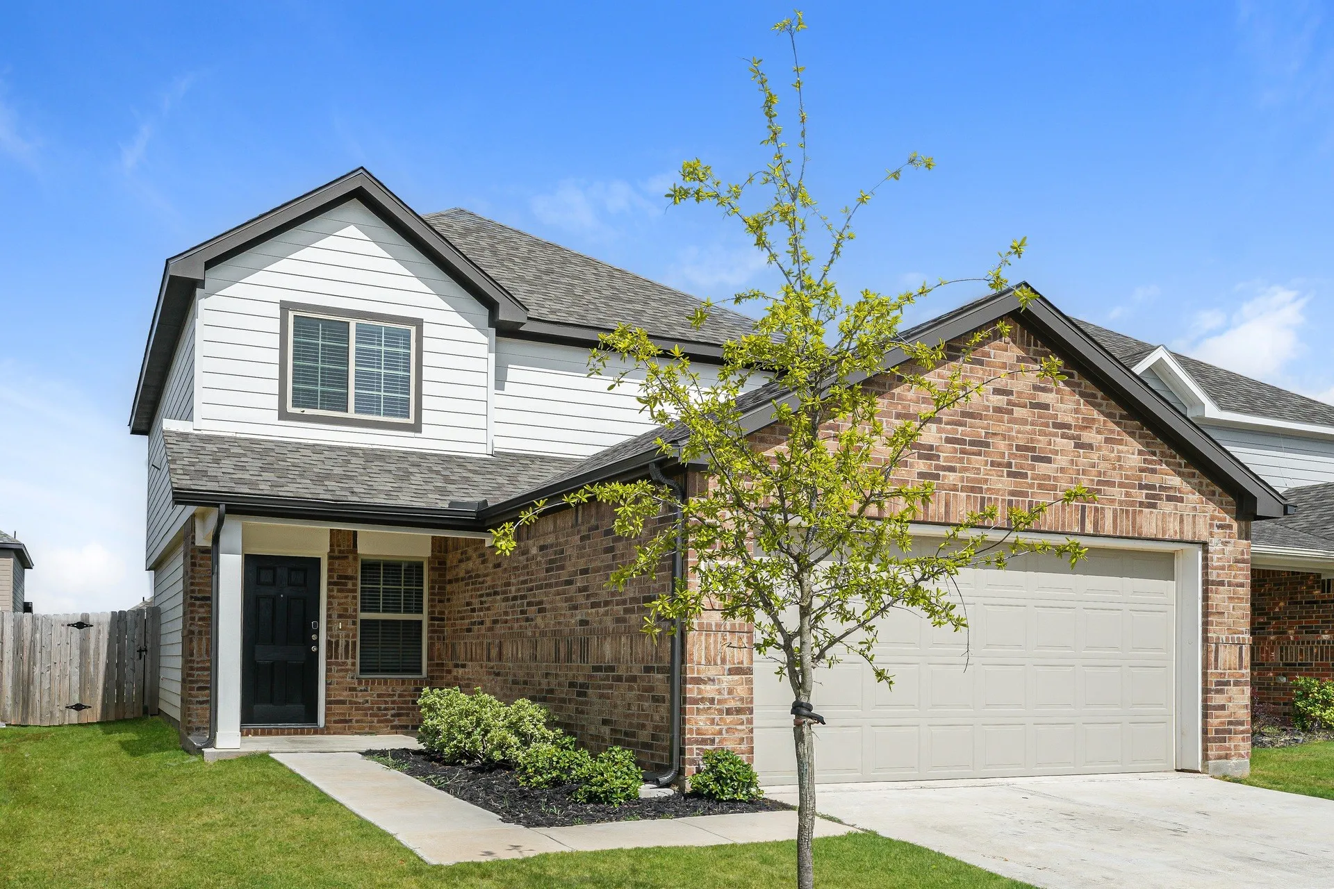 Single Family Residence For Rent in Tarrant County , 506 Sussex Place, Everman, Texas 76140, 4 Bedroom, 3 Bathroom, 2 Garage spaces, 1,687 Sqft, built in 2024, mls#21332403, Real Estate Agent in Everman, Homes For Rent in Tarrant county, Homes For Rent in Everman, Realtor in Everman Texas, Real Estate Brokerage Independent Realty Texas, Luminita Cordes Realtor