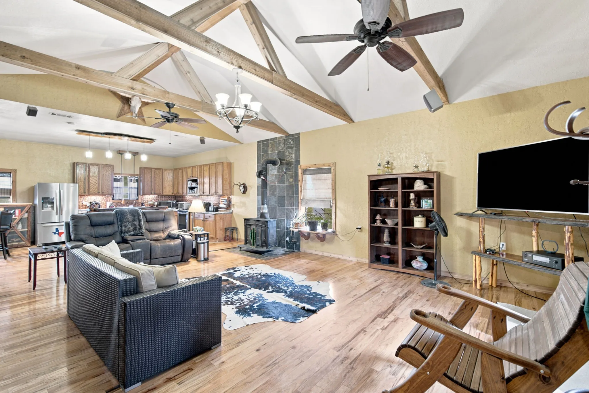 Open floor plan with space for everyone!