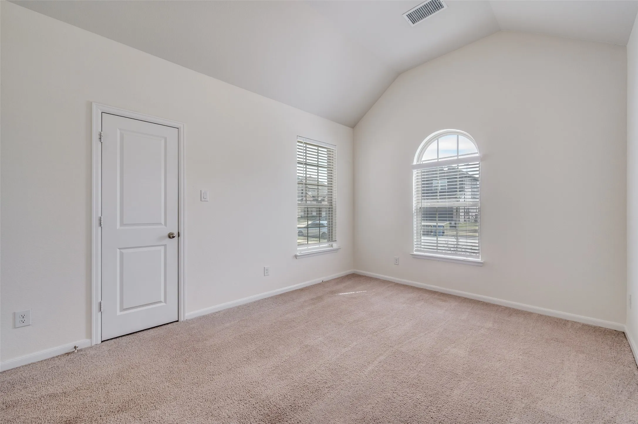Single Family Residence For Rent in Denton County , 16309 Garden Drive, Celina, Texas 75009, 3 Bedroom, 2 Bathroom, 2 Garage spaces, 1,803 Sqft, built in 2021, mls#21332424, Real Estate Agent in Celina, Homes For Rent in Denton county, Homes For Rent in Celina, Realtor in Celina Texas, Real Estate Brokerage Independent Realty Texas, Luminita Cordes Realtor