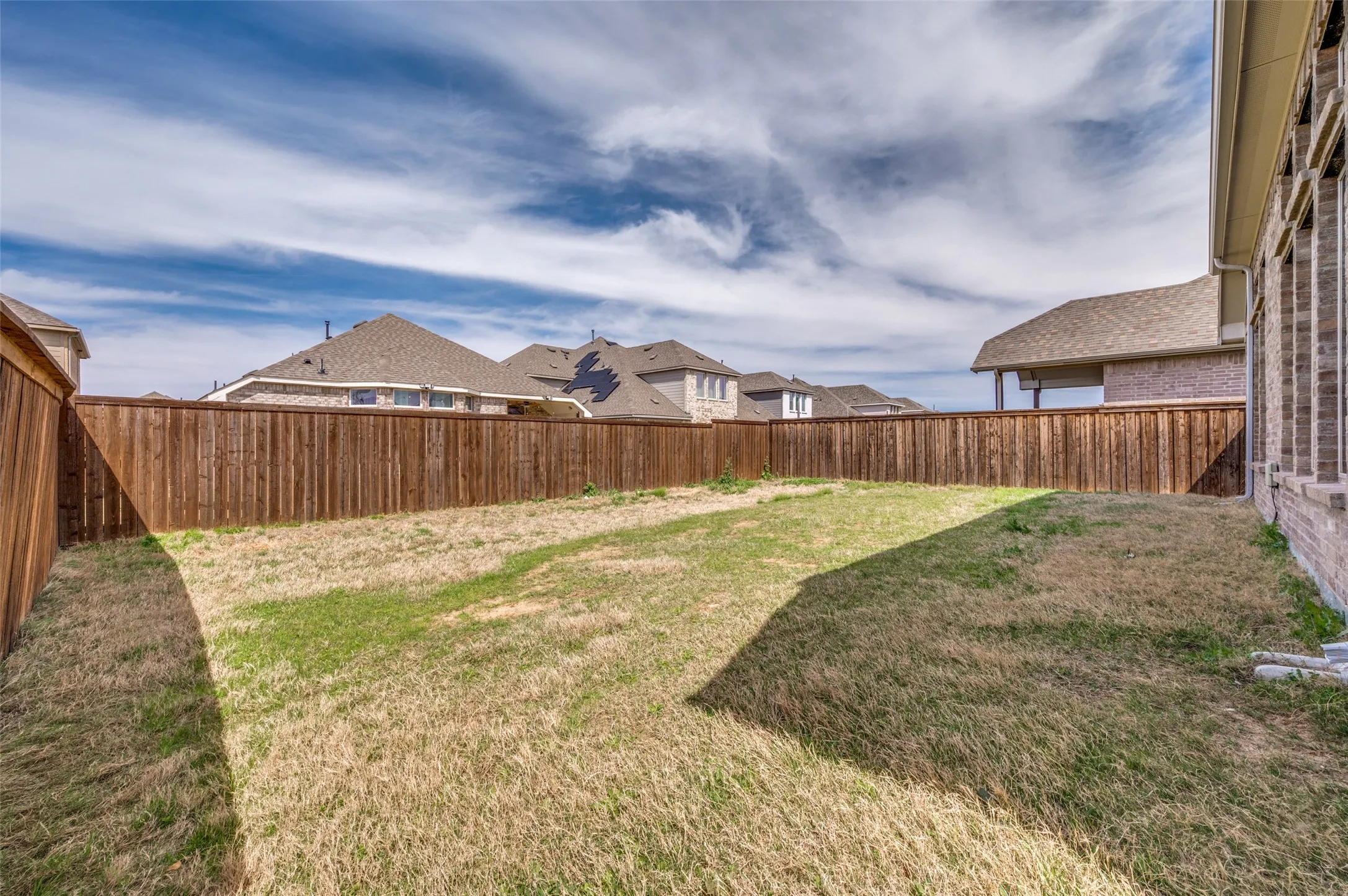 Single Family Residence For Rent in Denton County , 16309 Garden Drive, Celina, Texas 75009, 3 Bedroom, 2 Bathroom, 2 Garage spaces, 1,803 Sqft, built in 2021, mls#21332424, Real Estate Agent in Celina, Homes For Rent in Denton county, Homes For Rent in Celina, Realtor in Celina Texas, Real Estate Brokerage Independent Realty Texas, Luminita Cordes Realtor