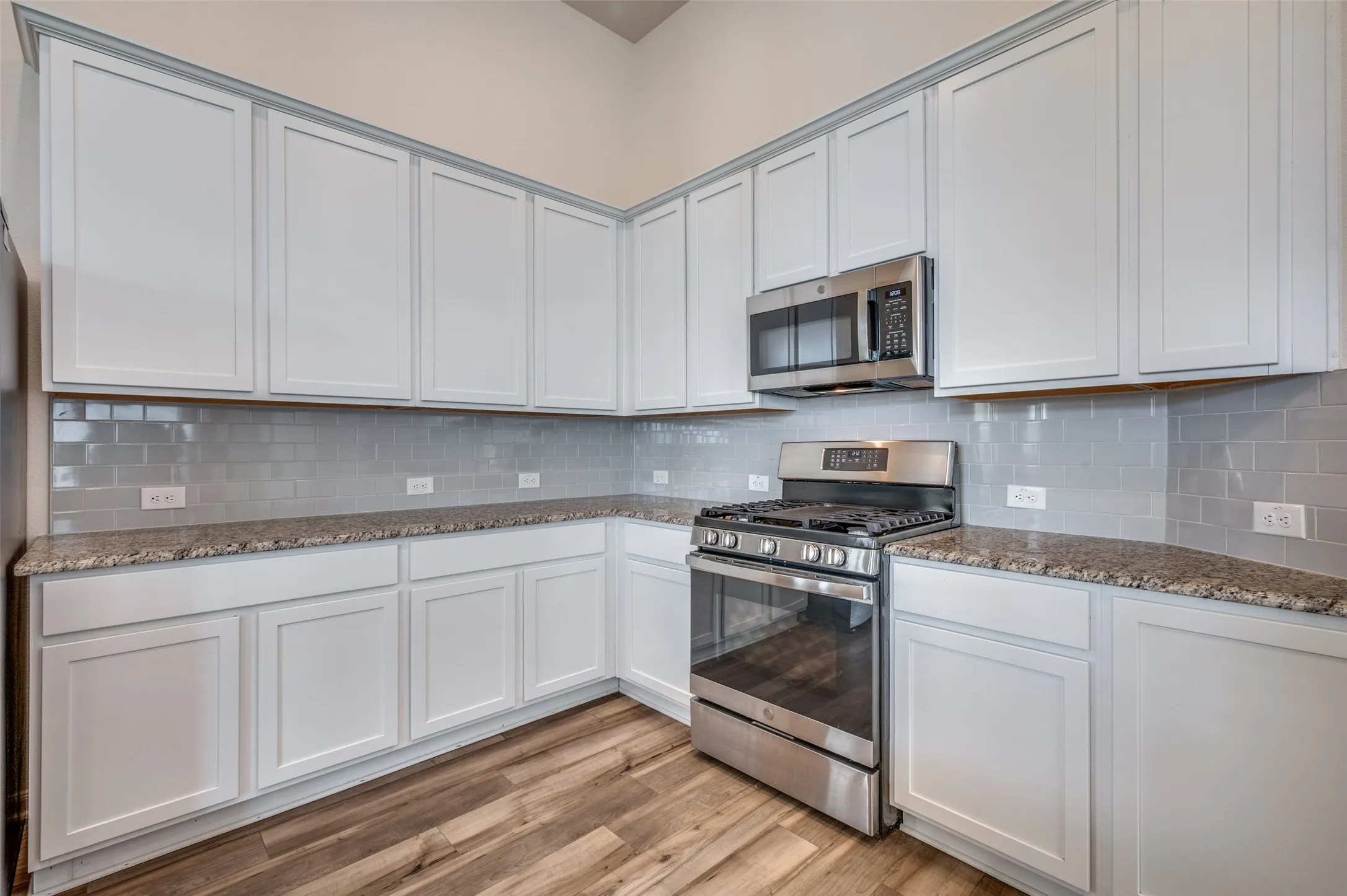 Single Family Residence For Rent in Denton County , 16309 Garden Drive, Celina, Texas 75009, 3 Bedroom, 2 Bathroom, 2 Garage spaces, 1,803 Sqft, built in 2021, mls#21332424, Real Estate Agent in Celina, Homes For Rent in Denton county, Homes For Rent in Celina, Realtor in Celina Texas, Real Estate Brokerage Independent Realty Texas, Luminita Cordes Realtor