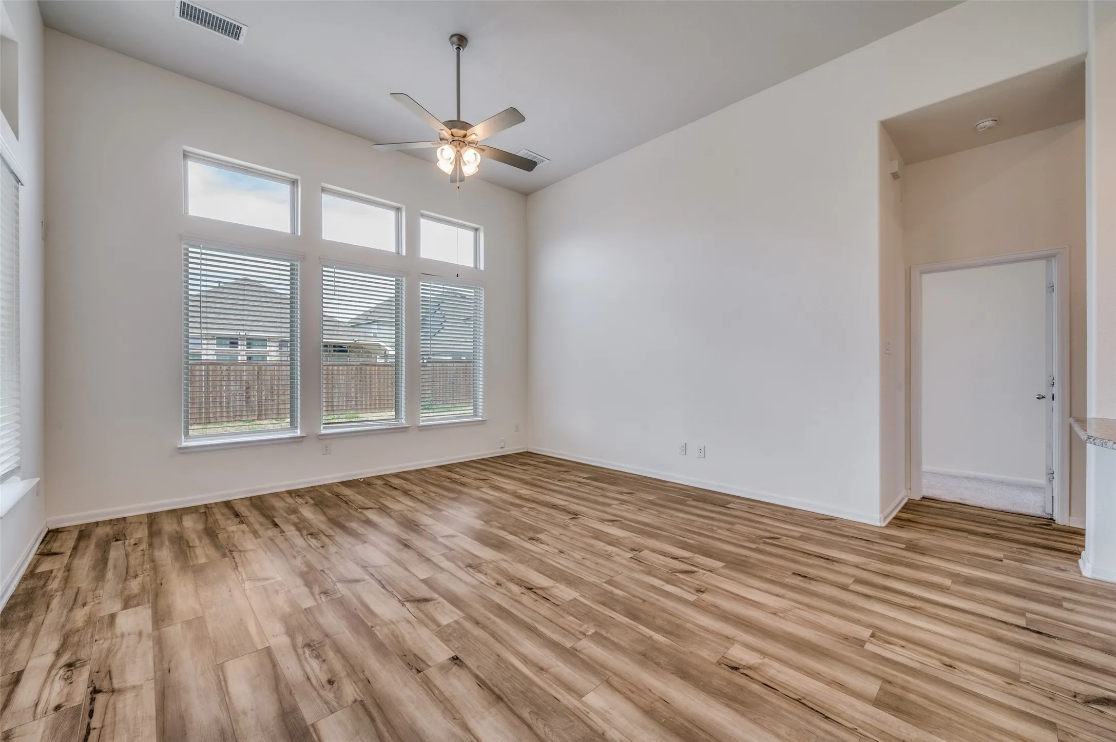 Single Family Residence For Rent in Denton County , 16309 Garden Drive, Celina, Texas 75009, 3 Bedroom, 2 Bathroom, 2 Garage spaces, 1,803 Sqft, built in 2021, mls#21332424, Real Estate Agent in Celina, Homes For Rent in Denton county, Homes For Rent in Celina, Realtor in Celina Texas, Real Estate Brokerage Independent Realty Texas, Luminita Cordes Realtor