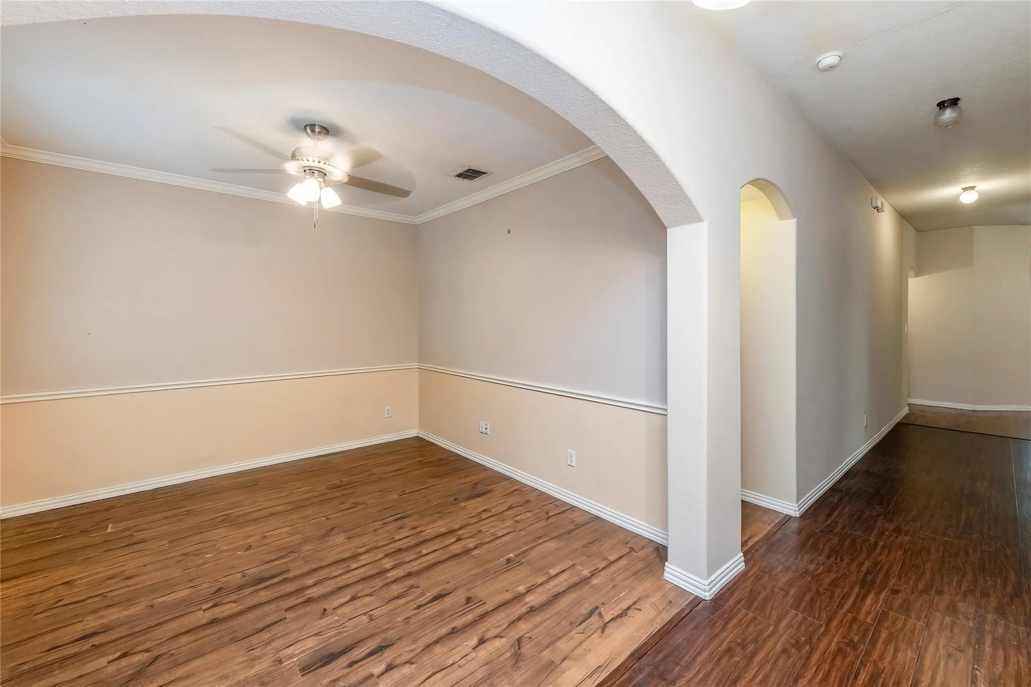 Single Family Residence For Rent in Collin County , 306 Tarpan Trail, Celina, Texas 75009, 4 Bedroom, 2 Bathroom, 2 Garage spaces, 2,002 Sqft, built in 2005, mls#21331345, Real Estate Agent in Celina, Homes For Rent in Collin county, Homes For Rent in Celina, Realtor in Celina Texas, Real Estate Brokerage Independent Realty Texas, Luminita Cordes Realtor