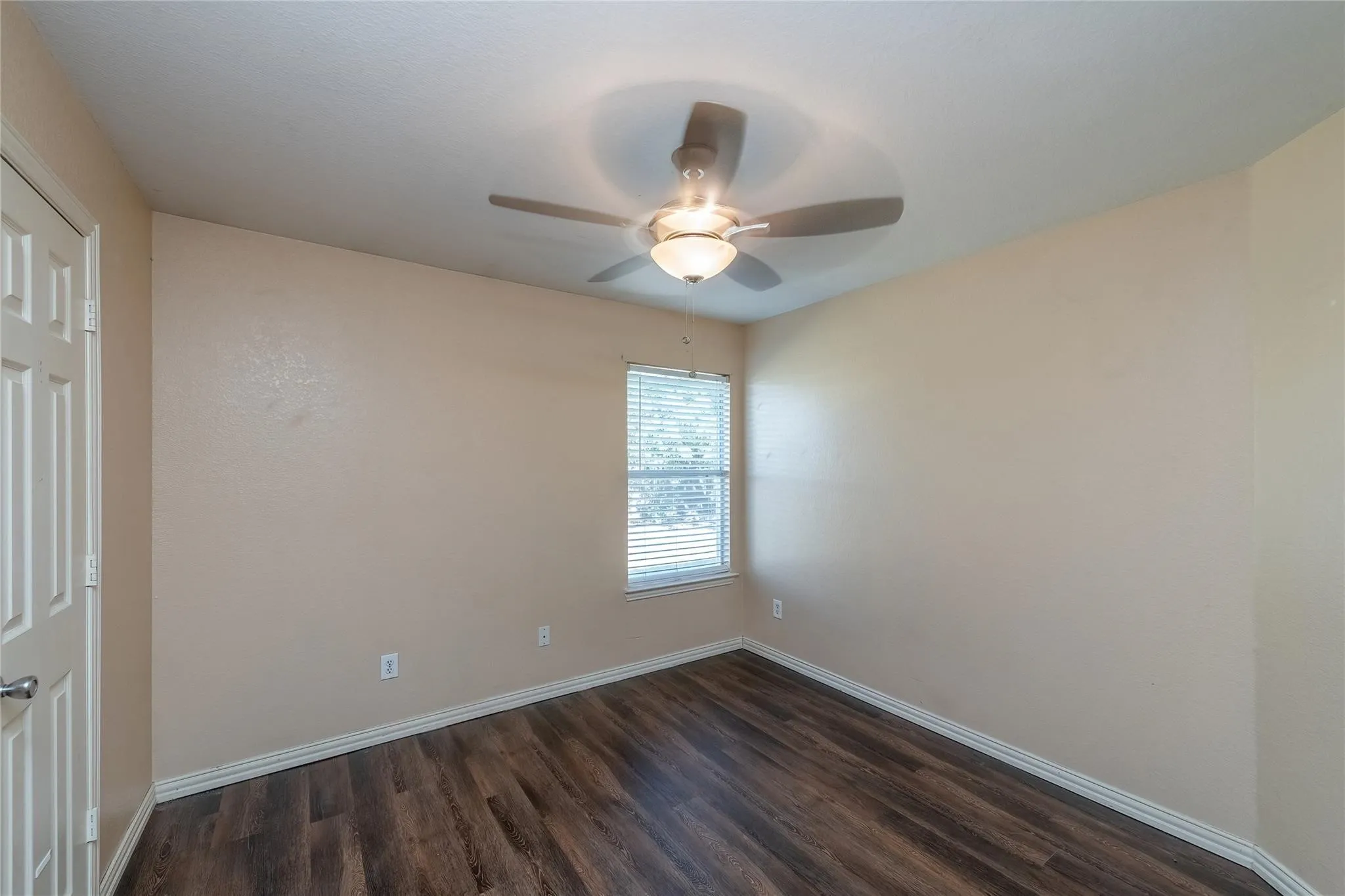 Single Family Residence For Rent in Collin County , 306 Tarpan Trail, Celina, Texas 75009, 4 Bedroom, 2 Bathroom, 2 Garage spaces, 2,002 Sqft, built in 2005, mls#21331345, Real Estate Agent in Celina, Homes For Rent in Collin county, Homes For Rent in Celina, Realtor in Celina Texas, Real Estate Brokerage Independent Realty Texas, Luminita Cordes Realtor