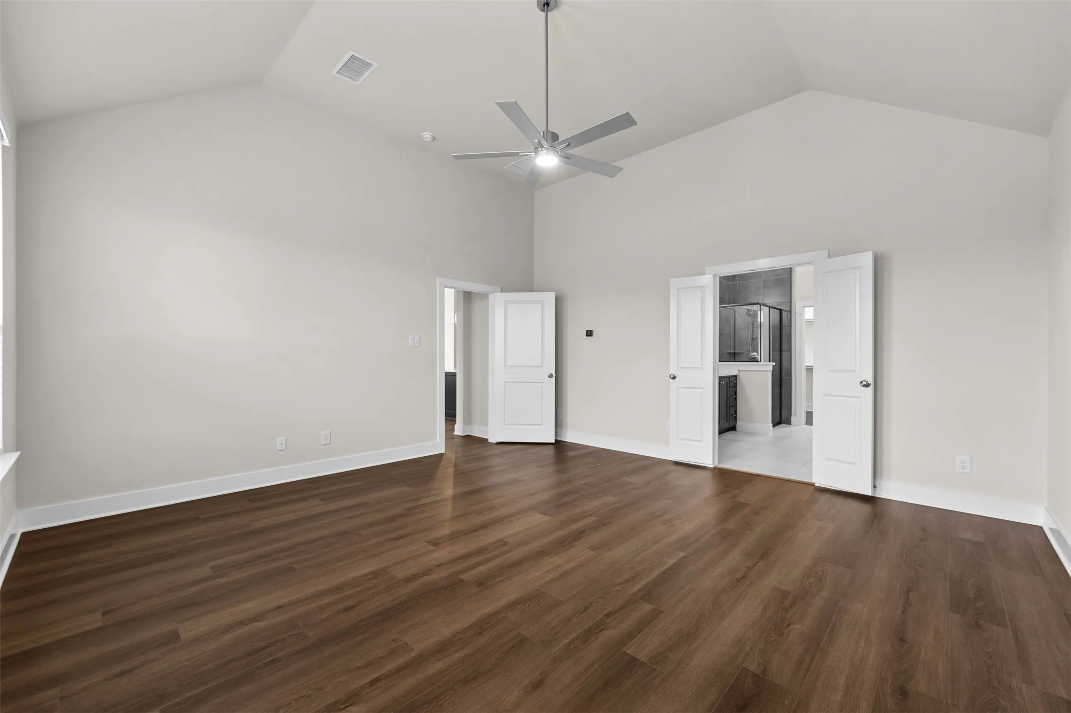 Single Family Residence For Sale in Ellis County , 552 Holiday Avenue, Waxahachie, Texas 75165, 3 Bedroom, 3 Bathroom, 2 Garage spaces, 2,934 Sqft, built in 2026, mls#21332016, Real Estate Agent in Waxahachie, Homes For Sale in Ellis county, Homes For Sale in Waxahachie, Realtor in Waxahachie Texas, Real Estate Brokerage Independent Realty Texas, Luminita Cordes Realtor