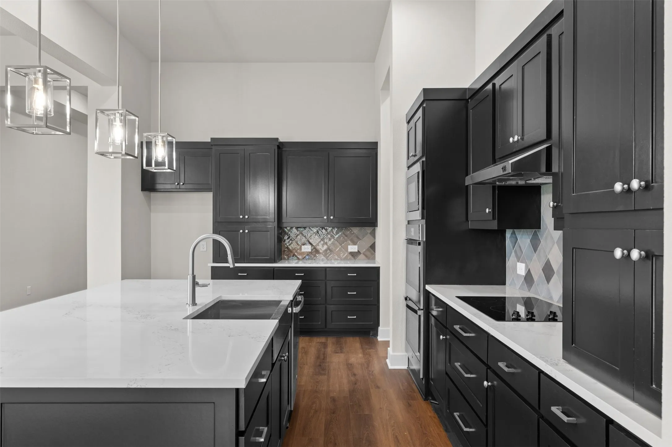 Single Family Residence For Sale in Ellis County , 552 Holiday Avenue, Waxahachie, Texas 75165, 3 Bedroom, 3 Bathroom, 2 Garage spaces, 2,934 Sqft, built in 2026, mls#21332016, Real Estate Agent in Waxahachie, Homes For Sale in Ellis county, Homes For Sale in Waxahachie, Realtor in Waxahachie Texas, Real Estate Brokerage Independent Realty Texas, Luminita Cordes Realtor