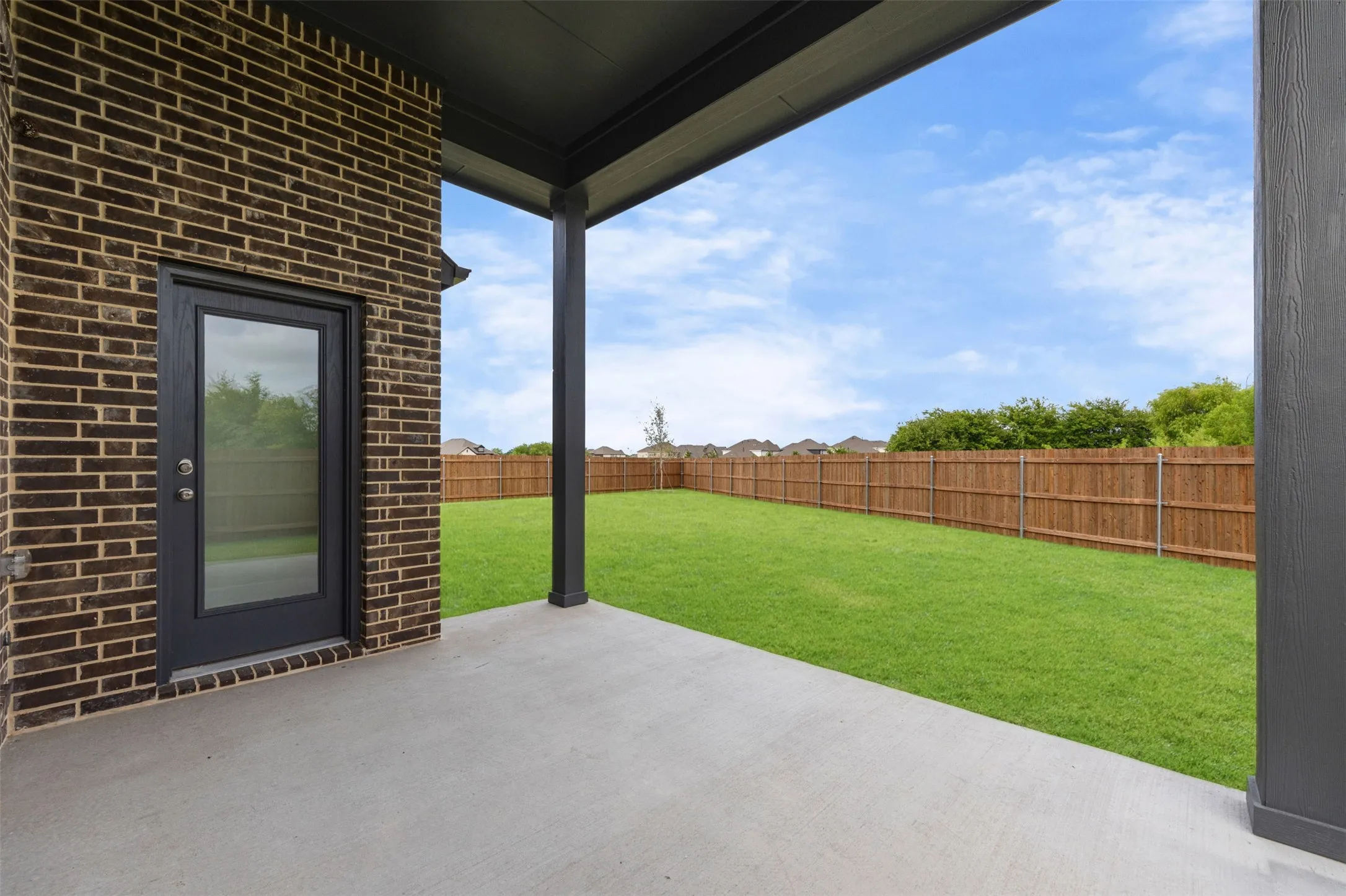 Single Family Residence For Sale in Ellis County , 552 Holiday Avenue, Waxahachie, Texas 75165, 3 Bedroom, 3 Bathroom, 2 Garage spaces, 2,934 Sqft, built in 2026, mls#21332016, Real Estate Agent in Waxahachie, Homes For Sale in Ellis county, Homes For Sale in Waxahachie, Realtor in Waxahachie Texas, Real Estate Brokerage Independent Realty Texas, Luminita Cordes Realtor