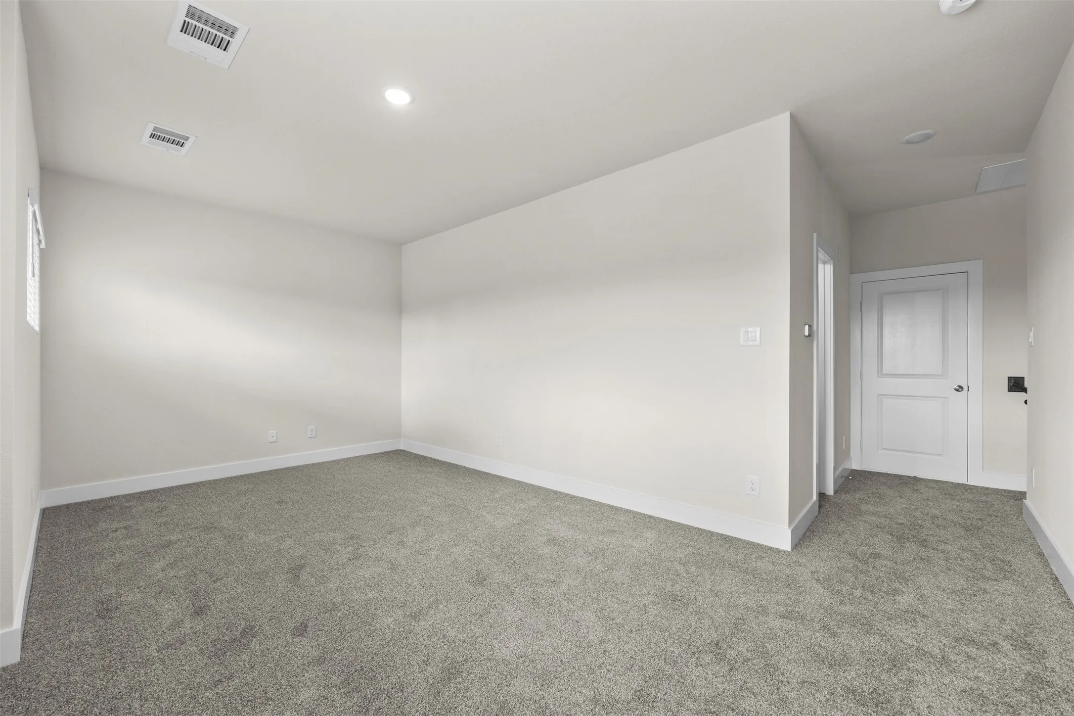 Single Family Residence For Sale in Ellis County , 552 Holiday Avenue, Waxahachie, Texas 75165, 3 Bedroom, 3 Bathroom, 2 Garage spaces, 2,934 Sqft, built in 2026, mls#21332016, Real Estate Agent in Waxahachie, Homes For Sale in Ellis county, Homes For Sale in Waxahachie, Realtor in Waxahachie Texas, Real Estate Brokerage Independent Realty Texas, Luminita Cordes Realtor