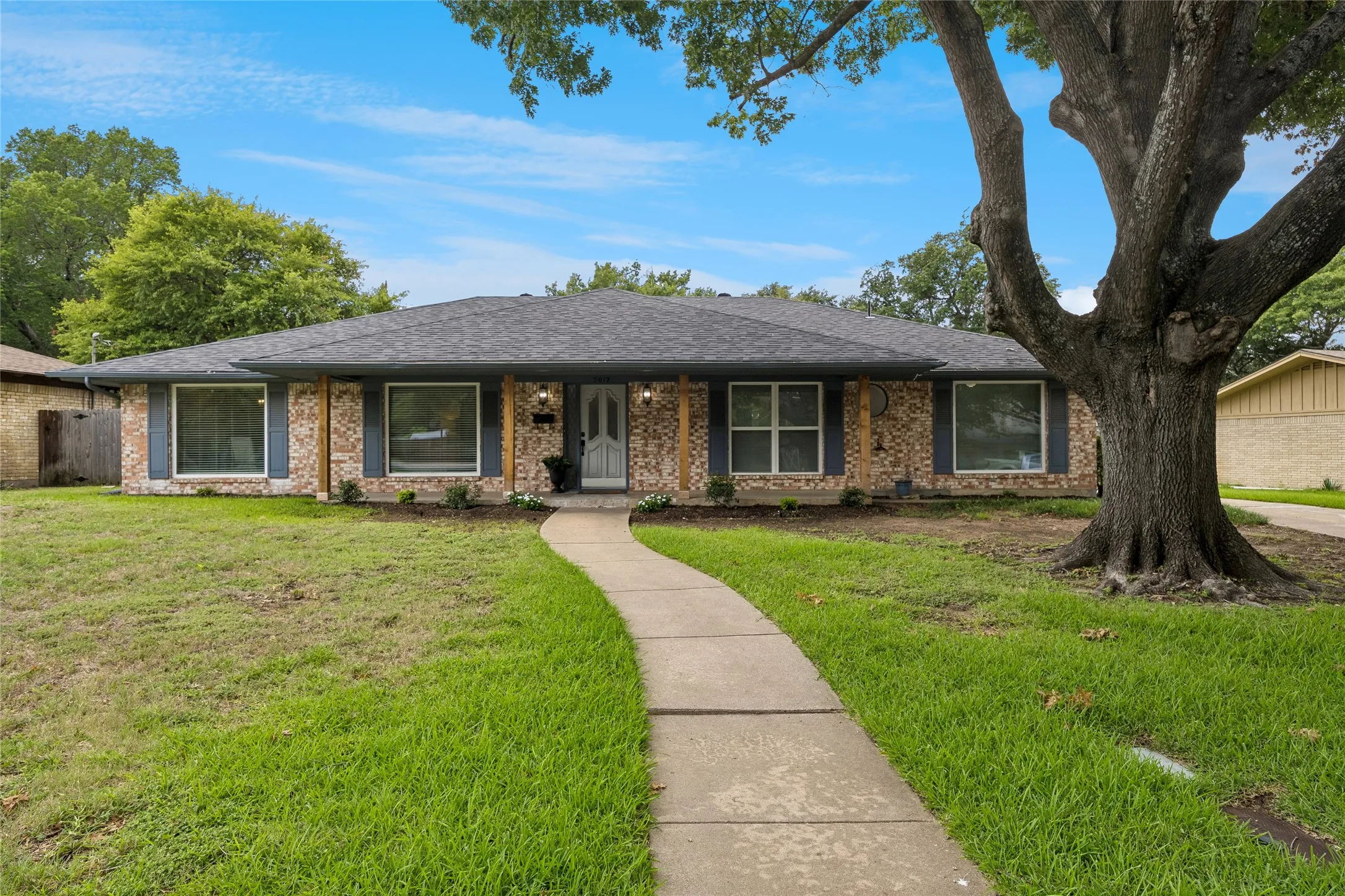 Single Family Residence For Sale in Tarrant County , 5012 Westhaven Drive, Fort Worth, Texas 76132, 3 Bedroom, 2 Bathroom, 2 Garage spaces, 2,046 Sqft, built in 1964, mls#21330868, Real Estate Agent in Fort Worth, Homes For Sale in Tarrant county, Homes For Sale in Fort Worth, Realtor in Fort Worth Texas, Real Estate Brokerage Independent Realty Texas, Luminita Cordes Realtor