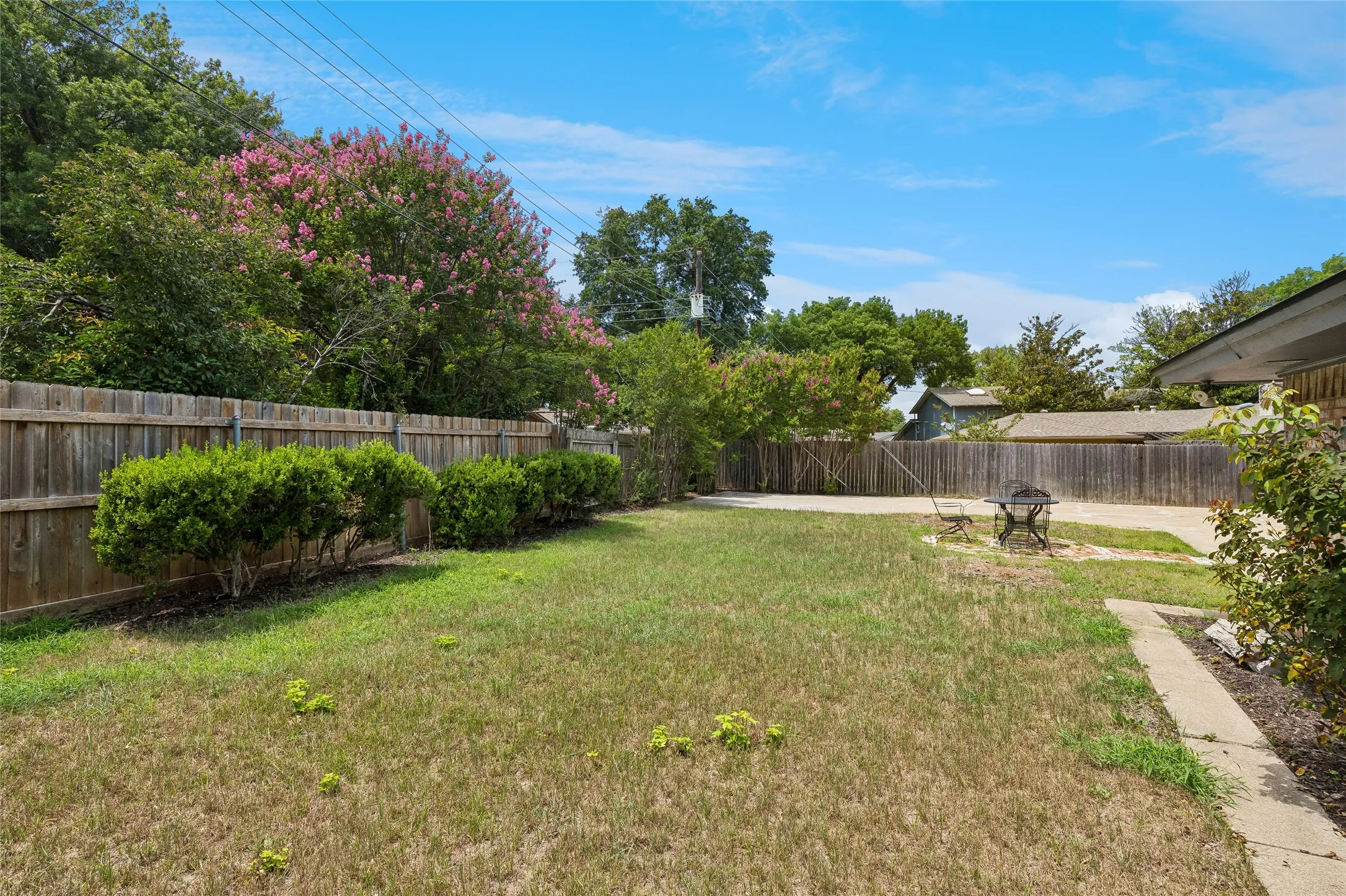 Single Family Residence For Sale in Tarrant County , 5012 Westhaven Drive, Fort Worth, Texas 76132, 3 Bedroom, 2 Bathroom, 2 Garage spaces, 2,046 Sqft, built in 1964, mls#21330868, Real Estate Agent in Fort Worth, Homes For Sale in Tarrant county, Homes For Sale in Fort Worth, Realtor in Fort Worth Texas, Real Estate Brokerage Independent Realty Texas, Luminita Cordes Realtor