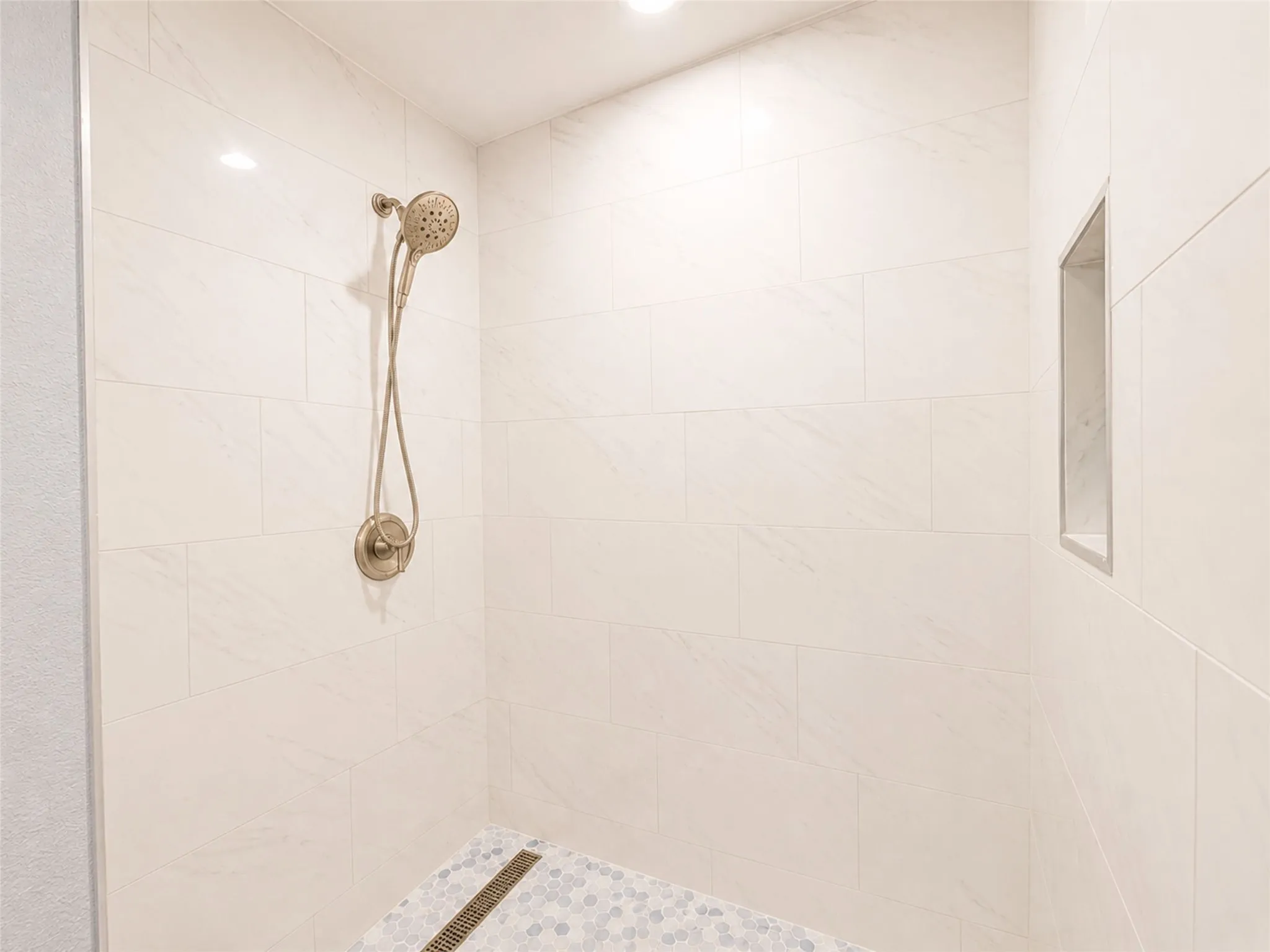 Single Family Residence For Sale in Hunt County , 1224 Kennie Drive, Commerce, Texas 75428, 3 Bedroom, 3 Bathroom, Garage spaces, 1,248 Sqft, built in 2022, mls#21331601, Real Estate Agent in Commerce, Homes For Sale in Hunt county, Homes For Sale in Commerce, Realtor in Commerce Texas, Real Estate Brokerage Independent Realty Texas, Luminita Cordes Realtor