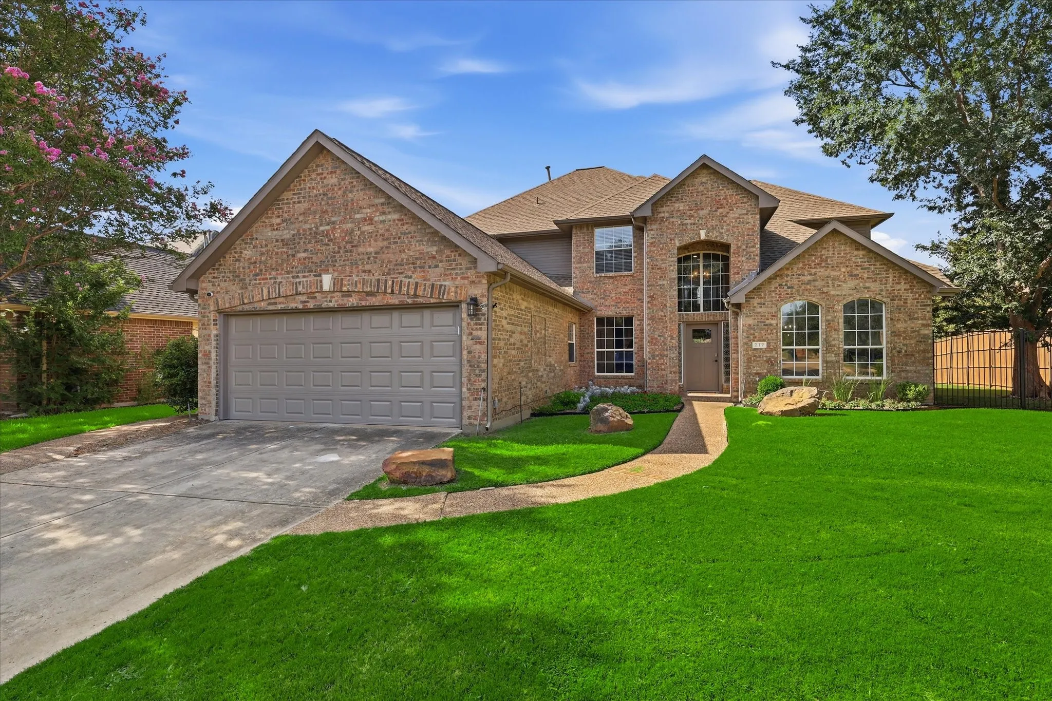 Single Family Residence For Sale in Denton County , 217 Patricia Lane, Highland Village, Texas 75077, 5 Bedroom, 4 Bathroom, 3 Garage spaces, 3,563 Sqft, built in 1996, mls#21331102, Real Estate Agent in Highland Village, Homes For Sale in Denton county, Homes For Sale in Highland Village, Realtor in Highland Village Texas, Real Estate Brokerage Independent Realty Texas, Luminita Cordes Realtor