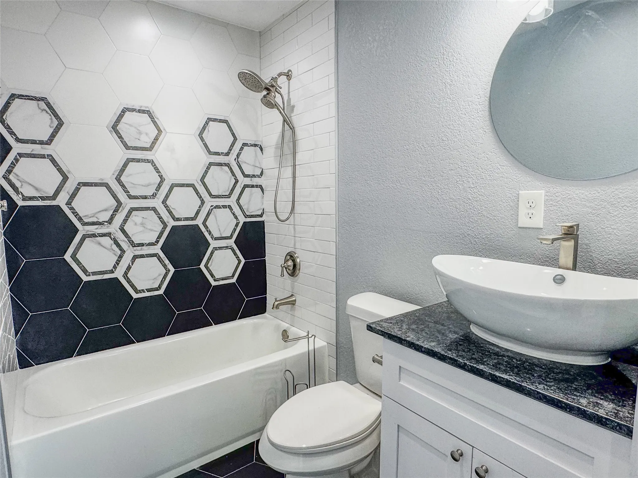 Single Family Residence For Sale in Hunt County , 1232 Kennie Drive, Commerce, Texas 75428, 3 Bedroom, 3 Bathroom, Garage spaces, 1,248 Sqft, built in 2022, mls#21331592, Real Estate Agent in Commerce, Homes For Sale in Hunt county, Homes For Sale in Commerce, Realtor in Commerce Texas, Real Estate Brokerage Independent Realty Texas, Luminita Cordes Realtor
